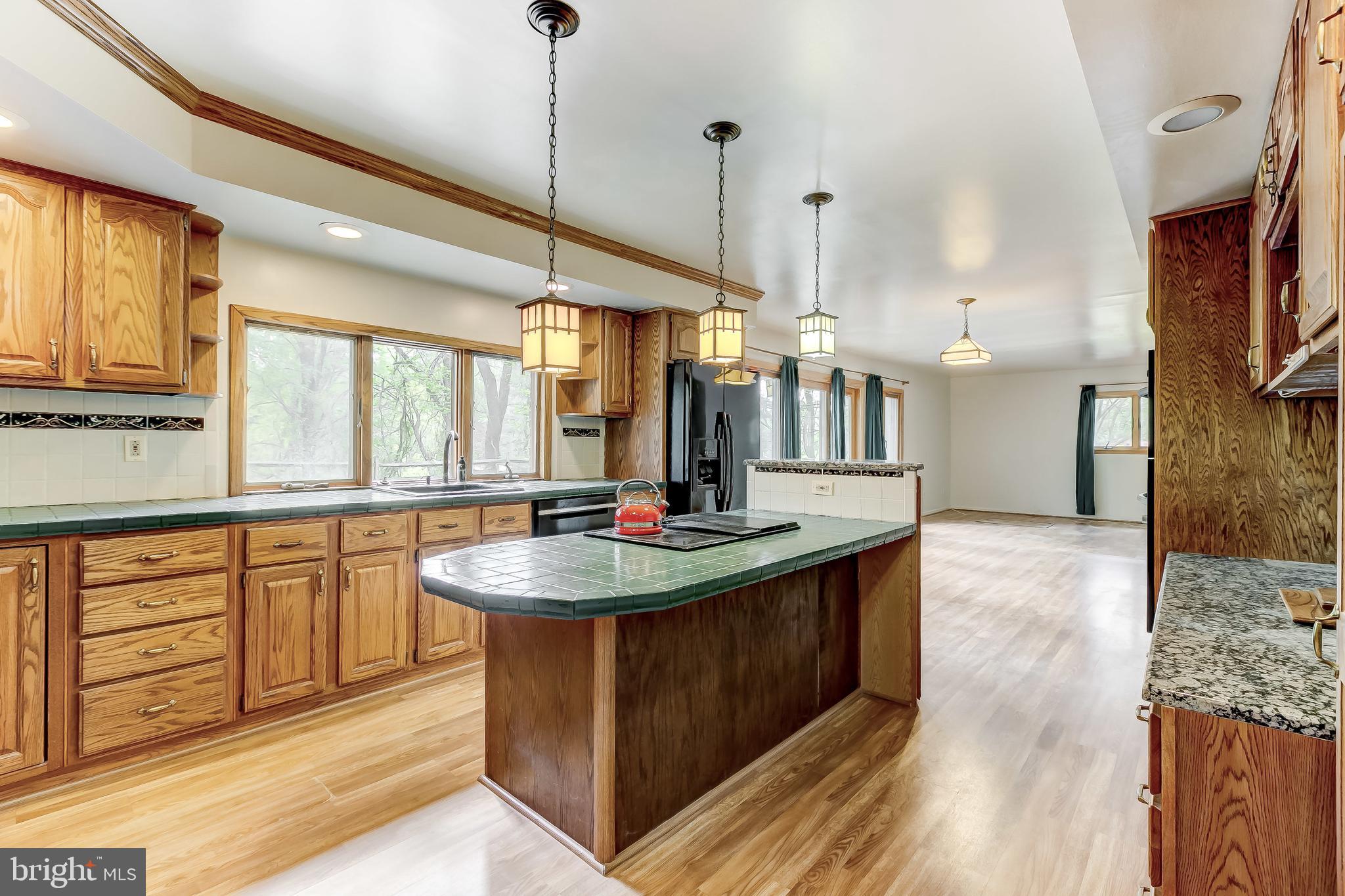 HUNTINGTON - Residential