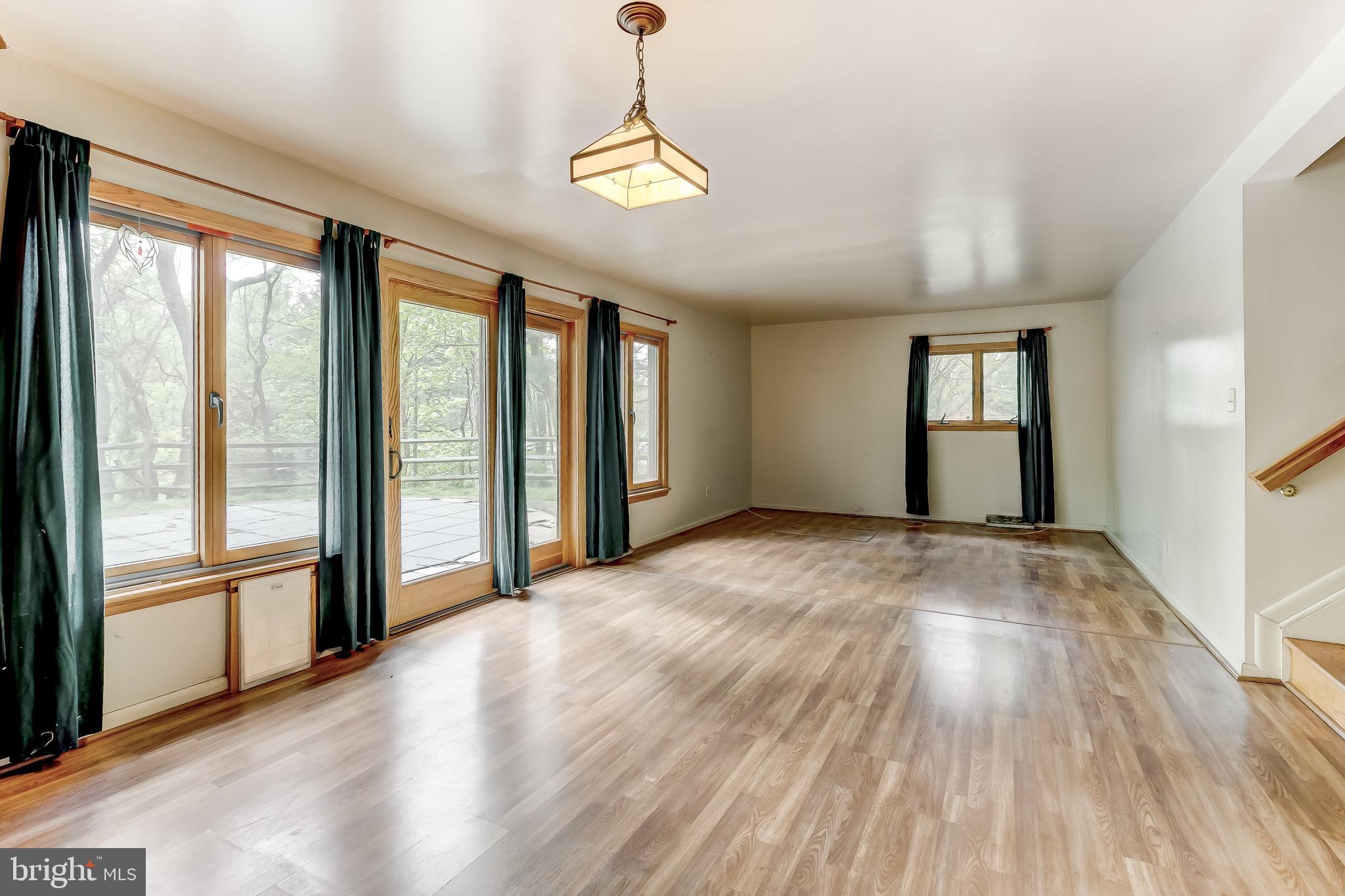 HUNTINGTON - Residential