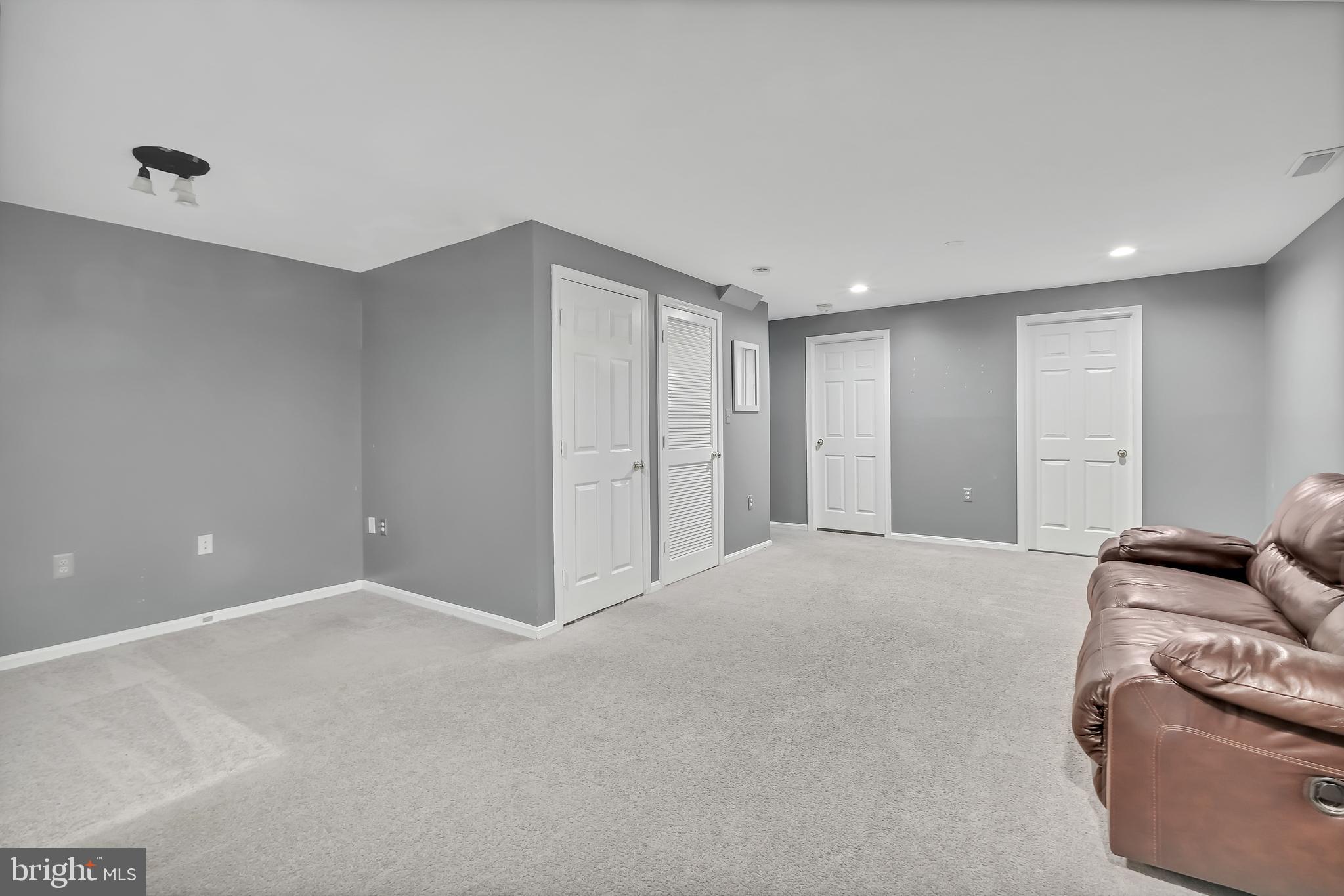 NEW TOWN - Residential