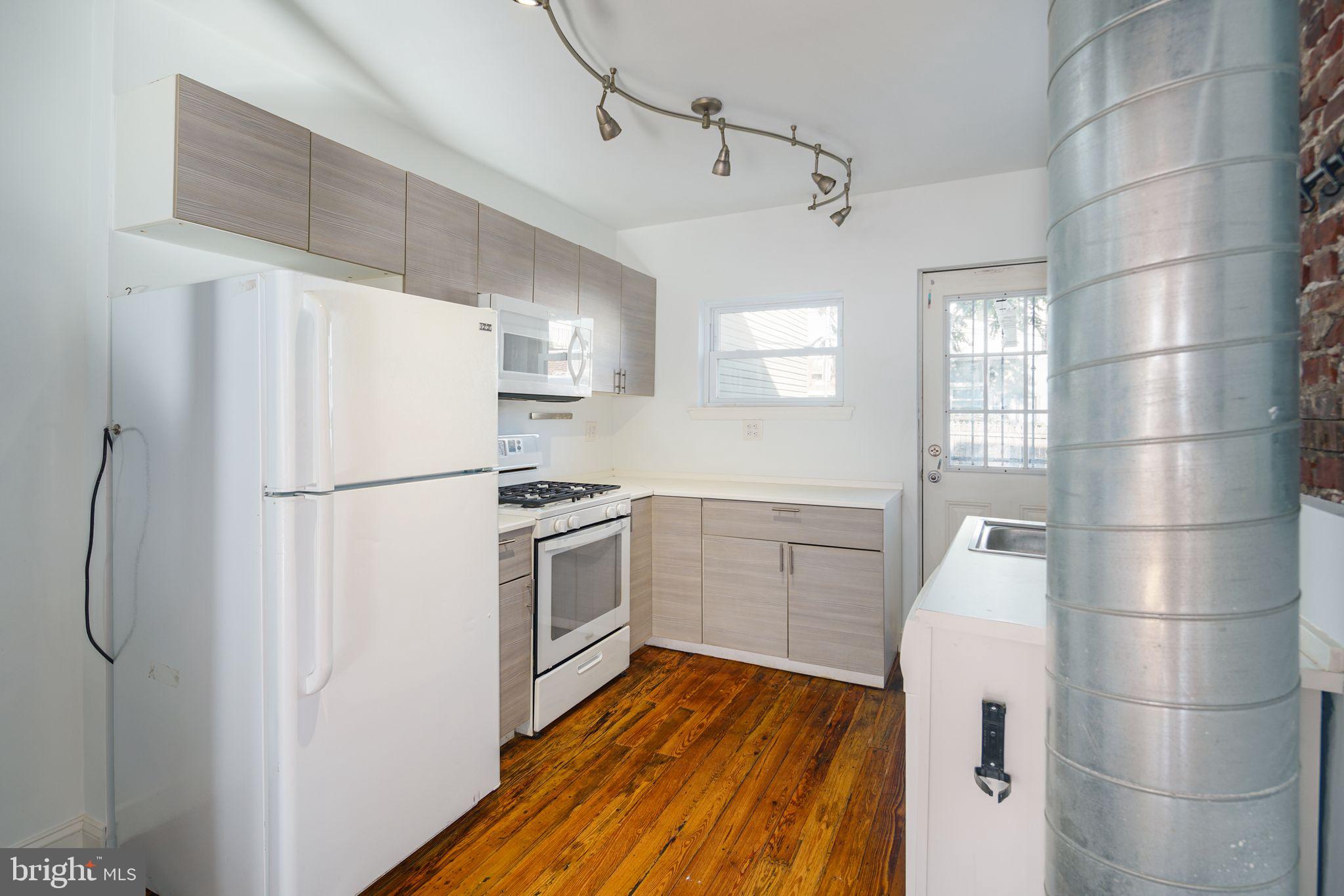 PORT RICHMOND - Residential