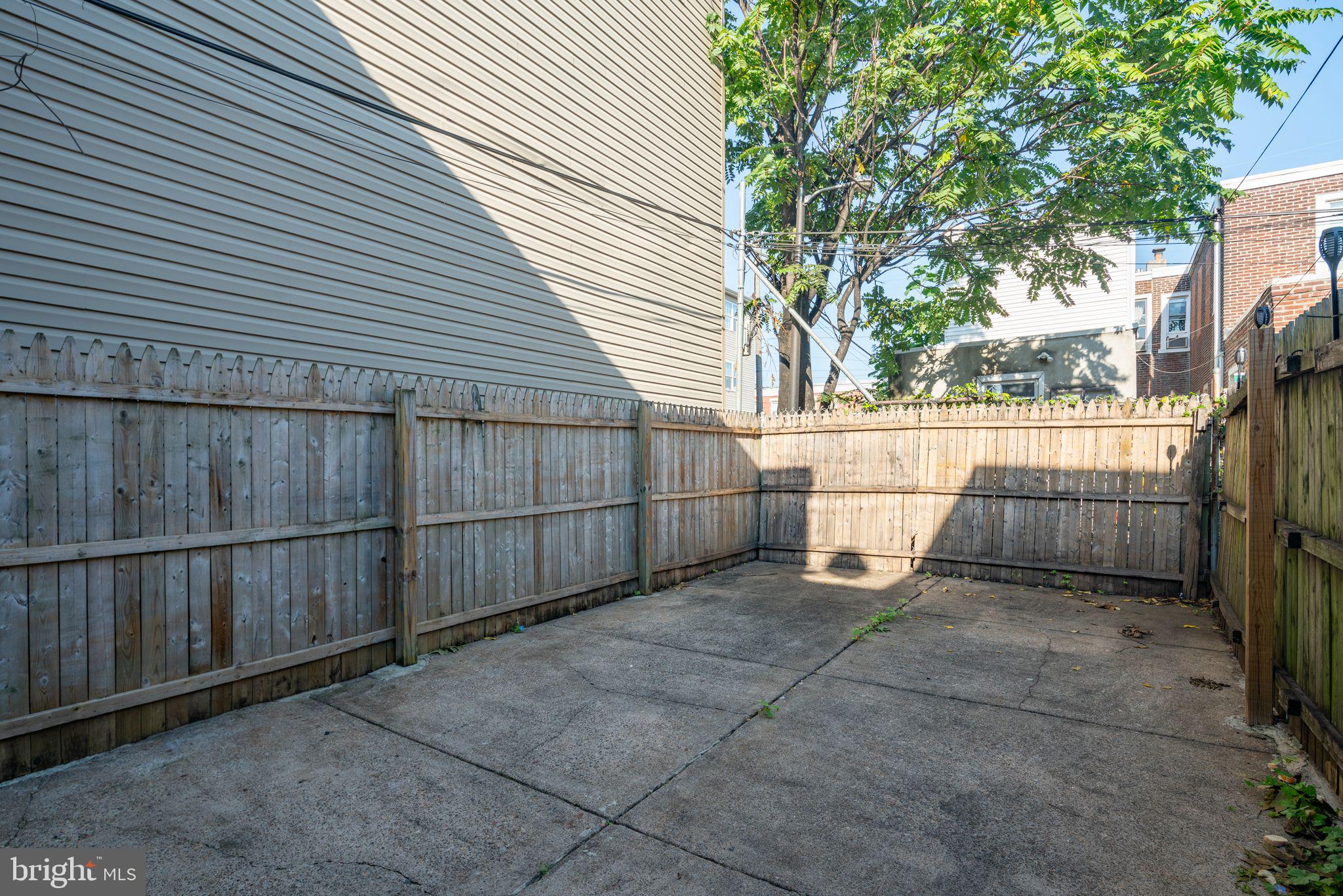 PORT RICHMOND - Residential