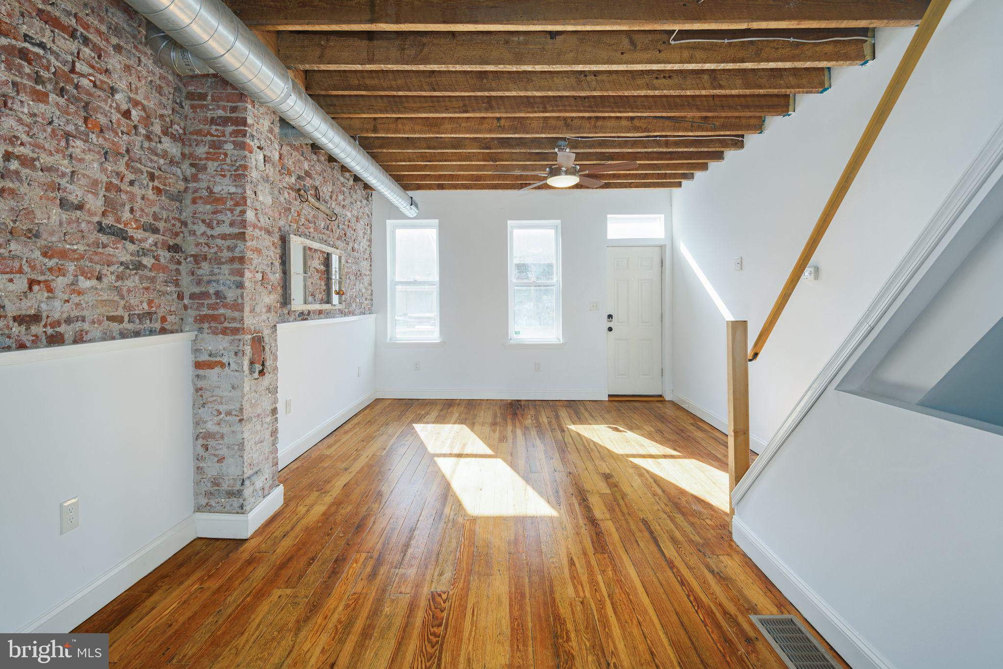 PORT RICHMOND - Residential