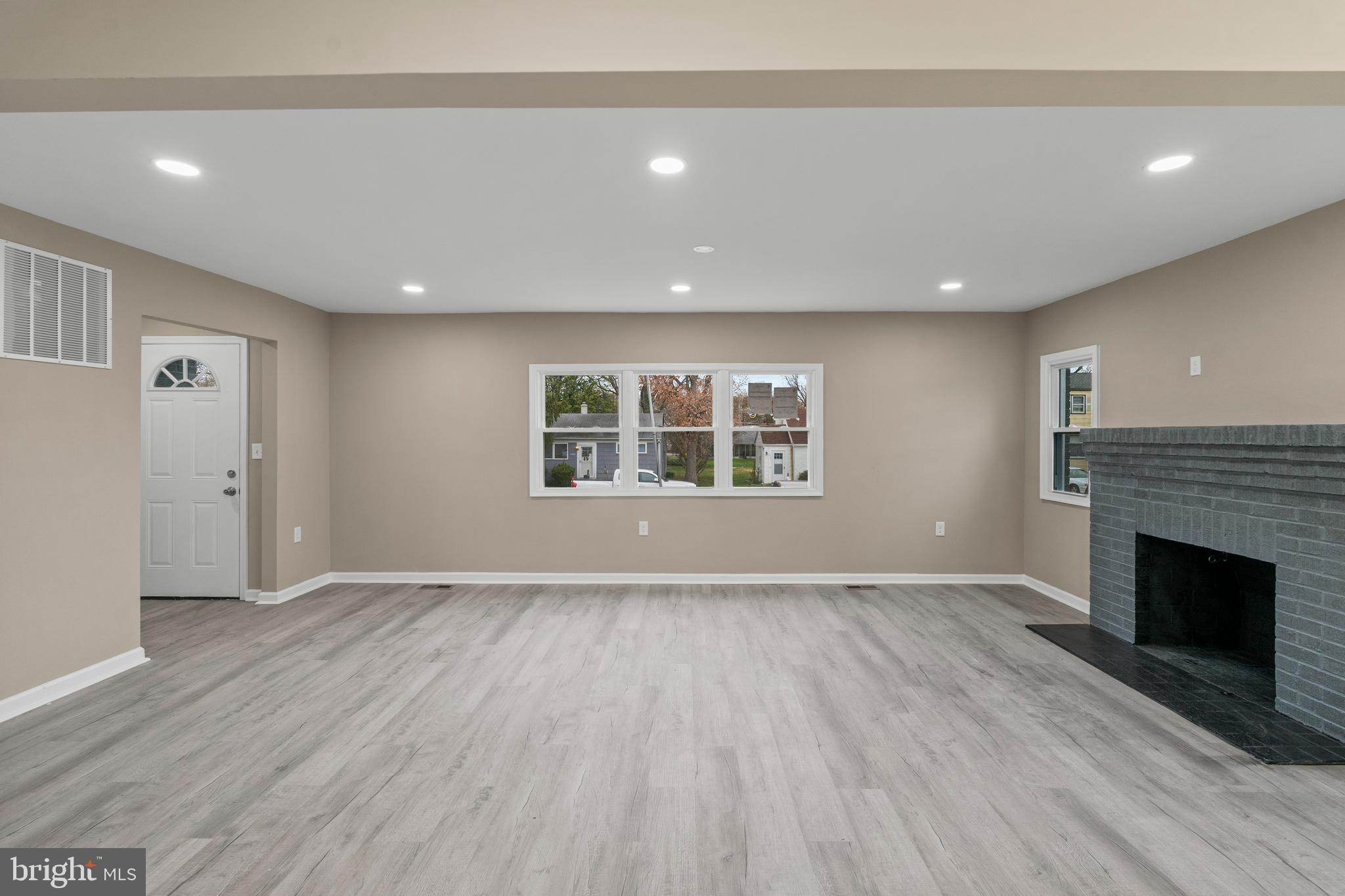 BALTIMORE HIGHLANDS - Residential