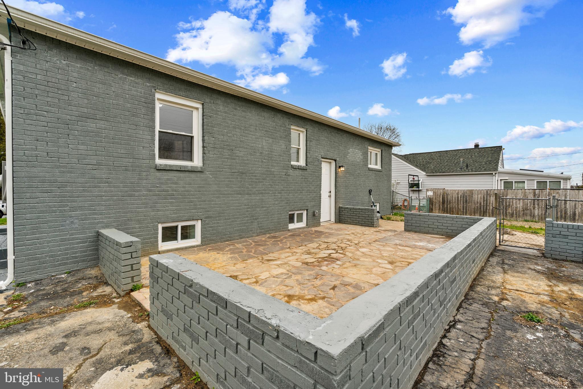 BALTIMORE HIGHLANDS - Residential