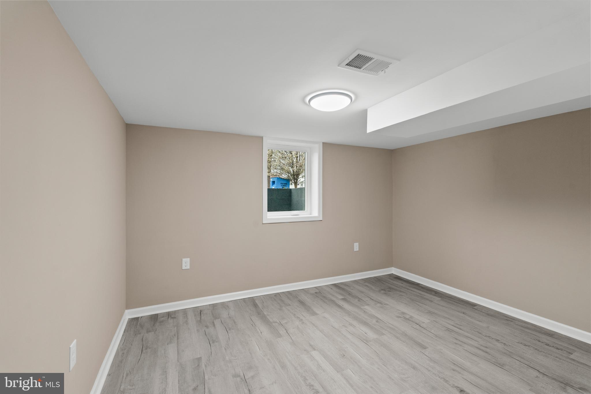 BALTIMORE HIGHLANDS - Residential