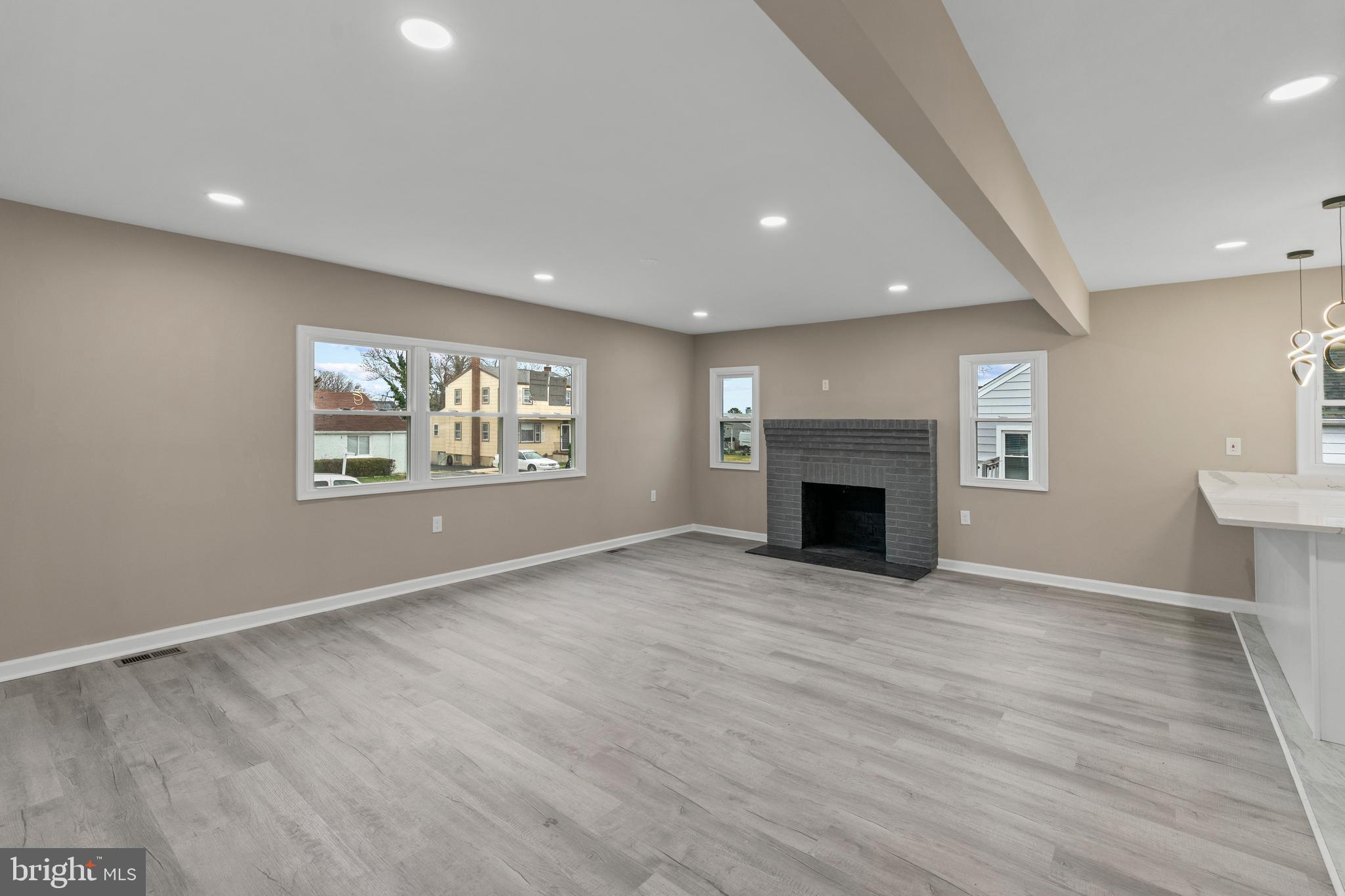 BALTIMORE HIGHLANDS - Residential