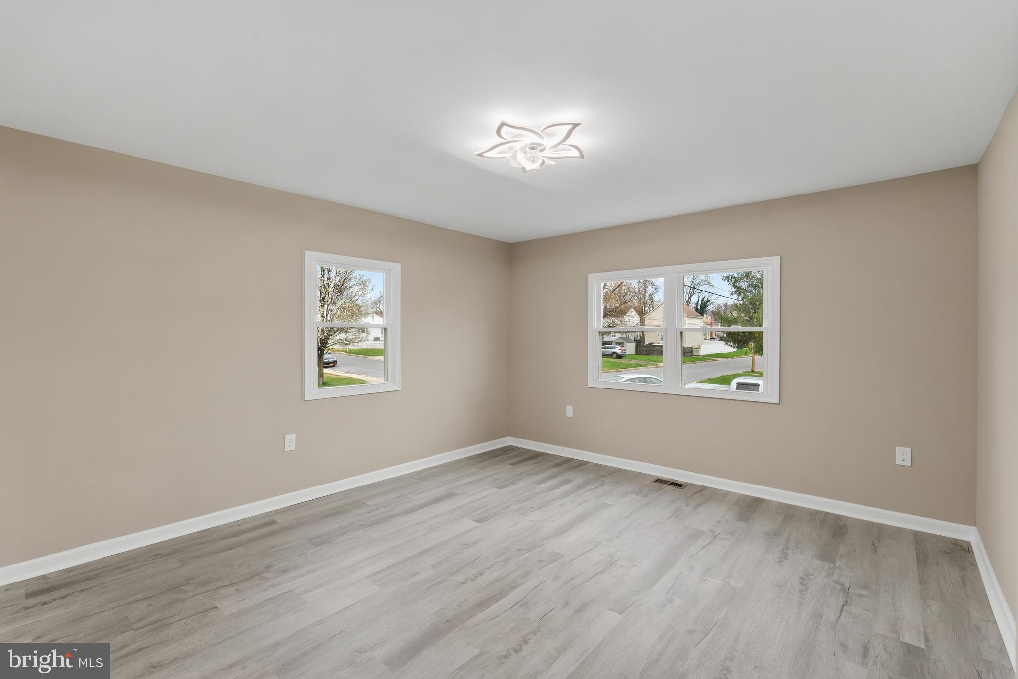 BALTIMORE HIGHLANDS - Residential