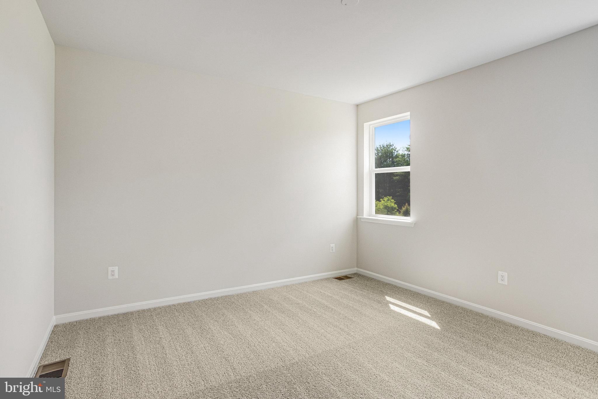 SEASONS AT ROUND MILL MEADOWS - Residential