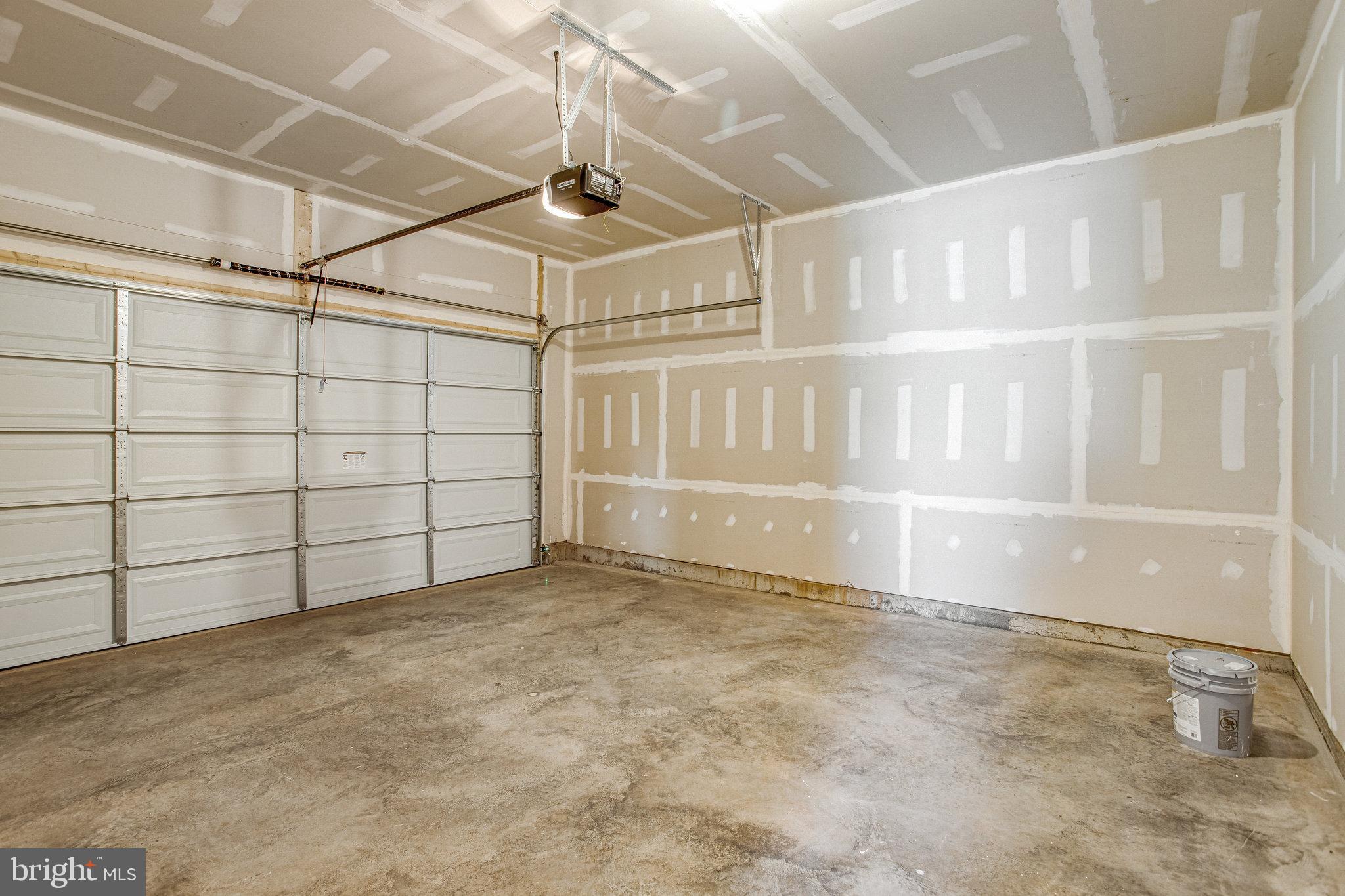 SEASONS AT ROUND MILL MEADOWS - Residential