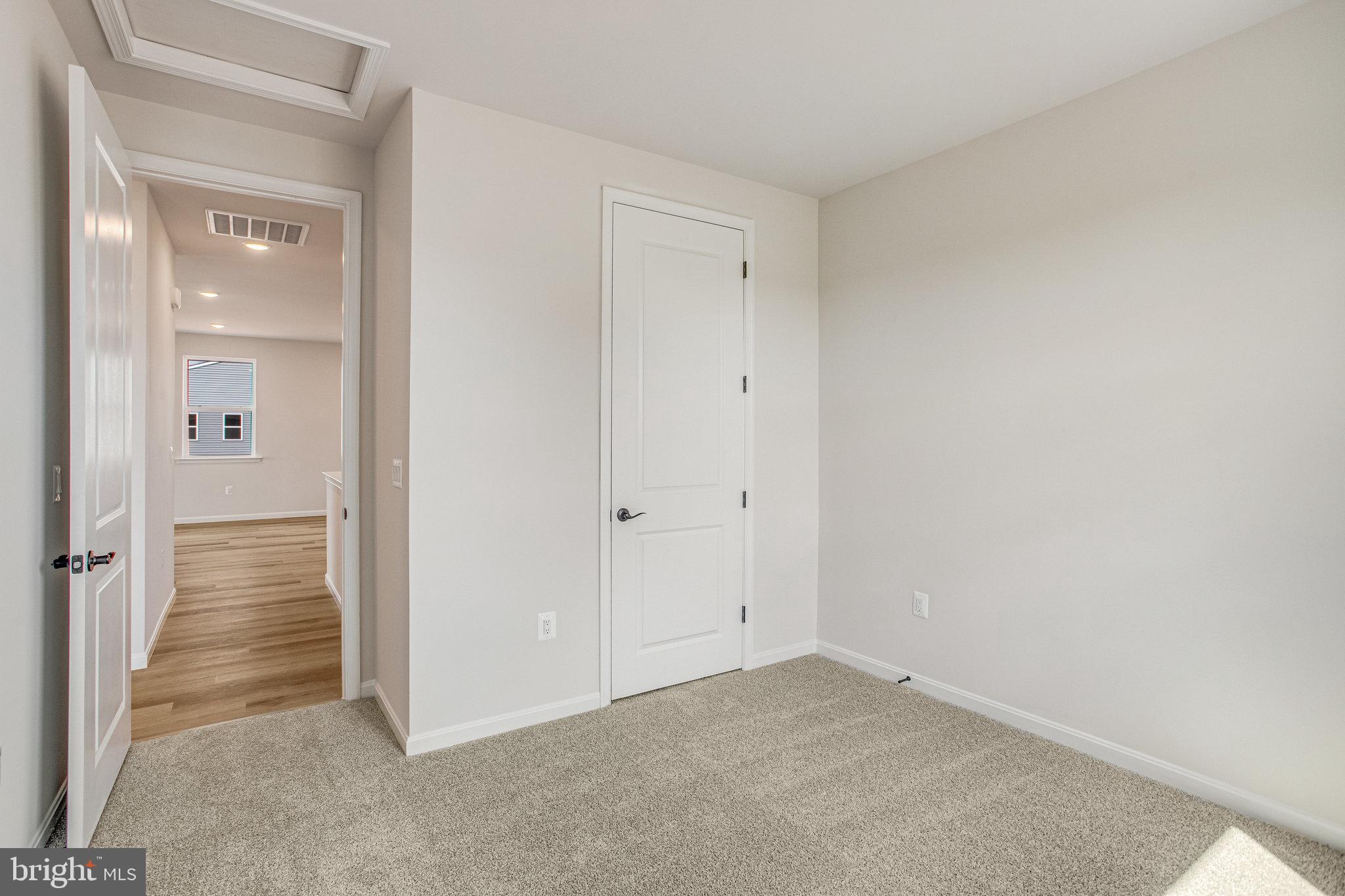 SEASONS AT ROUND MILL MEADOWS - Residential