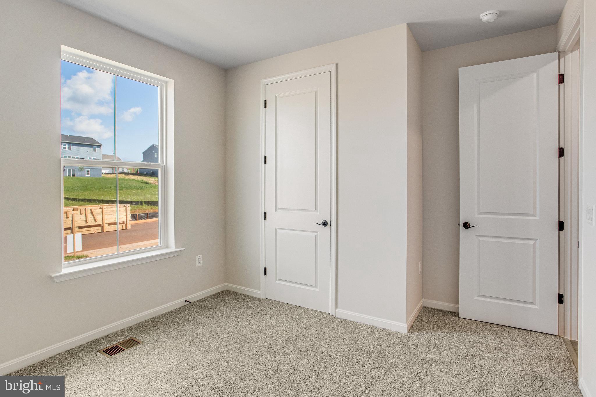 SEASONS AT ROUND MILL MEADOWS - Residential