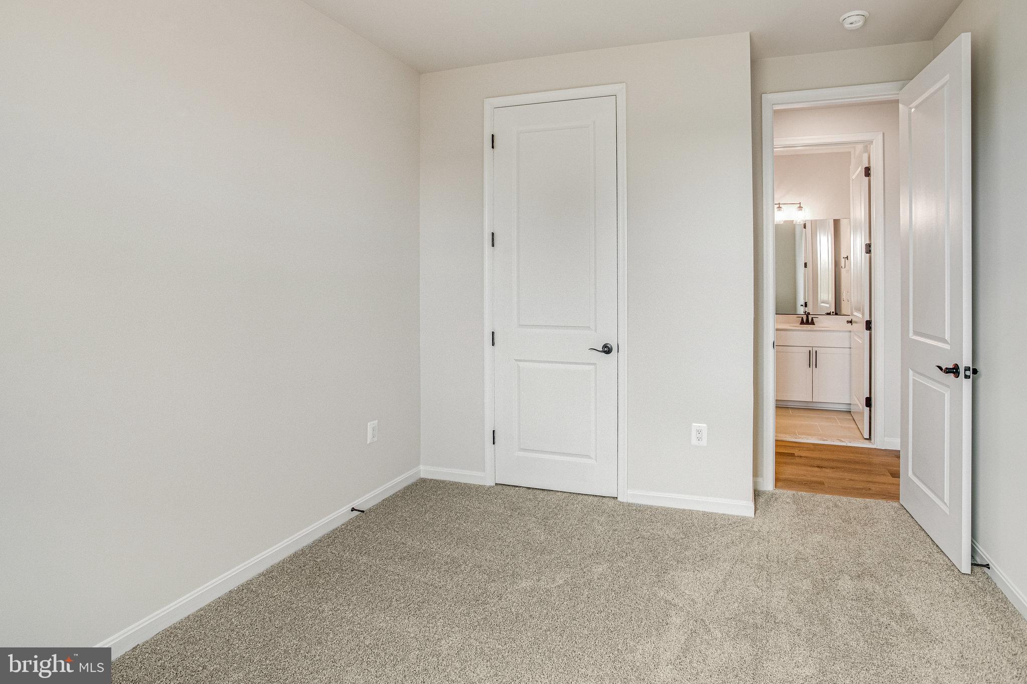 SEASONS AT ROUND MILL MEADOWS - Residential