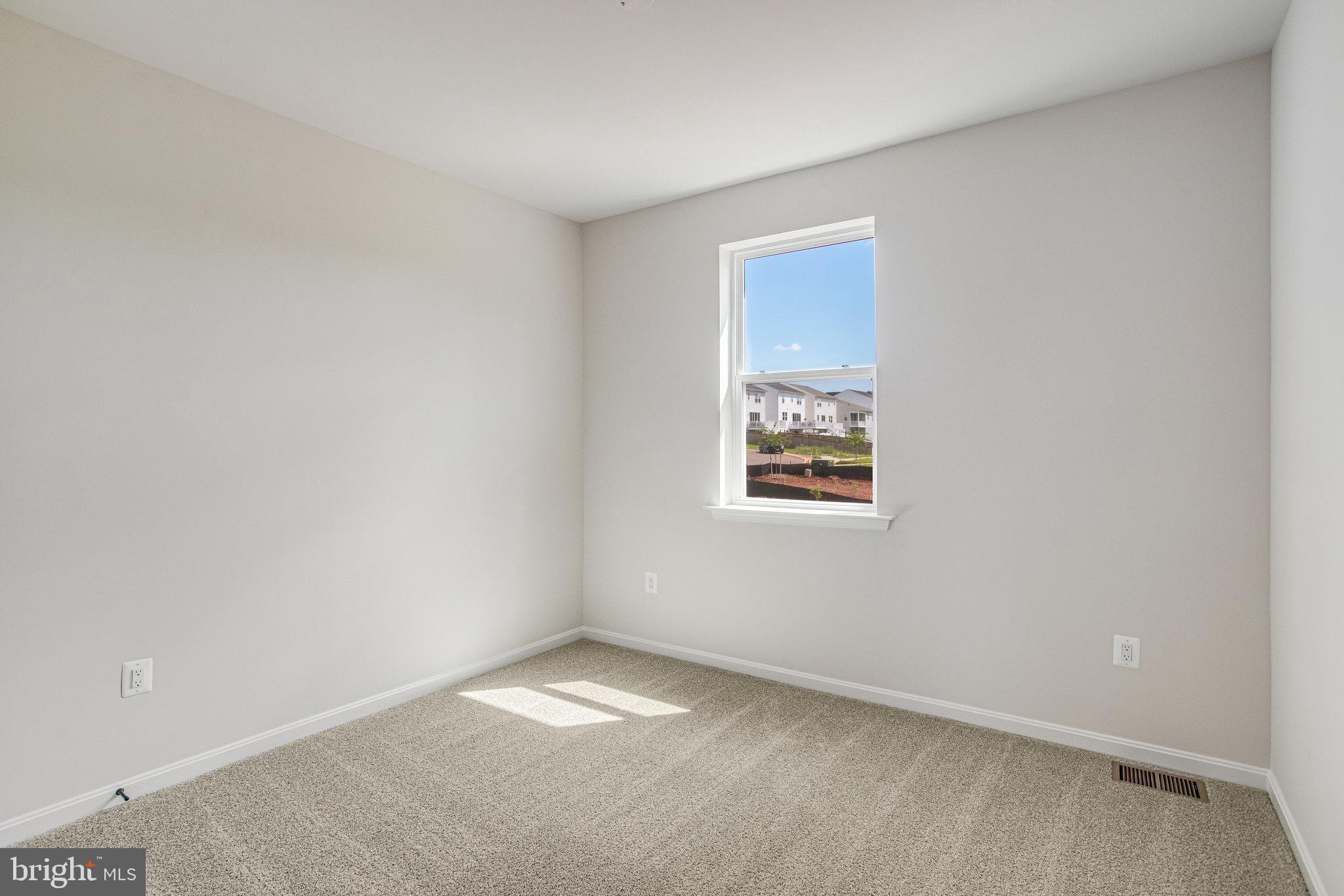 SEASONS AT ROUND MILL MEADOWS - Residential