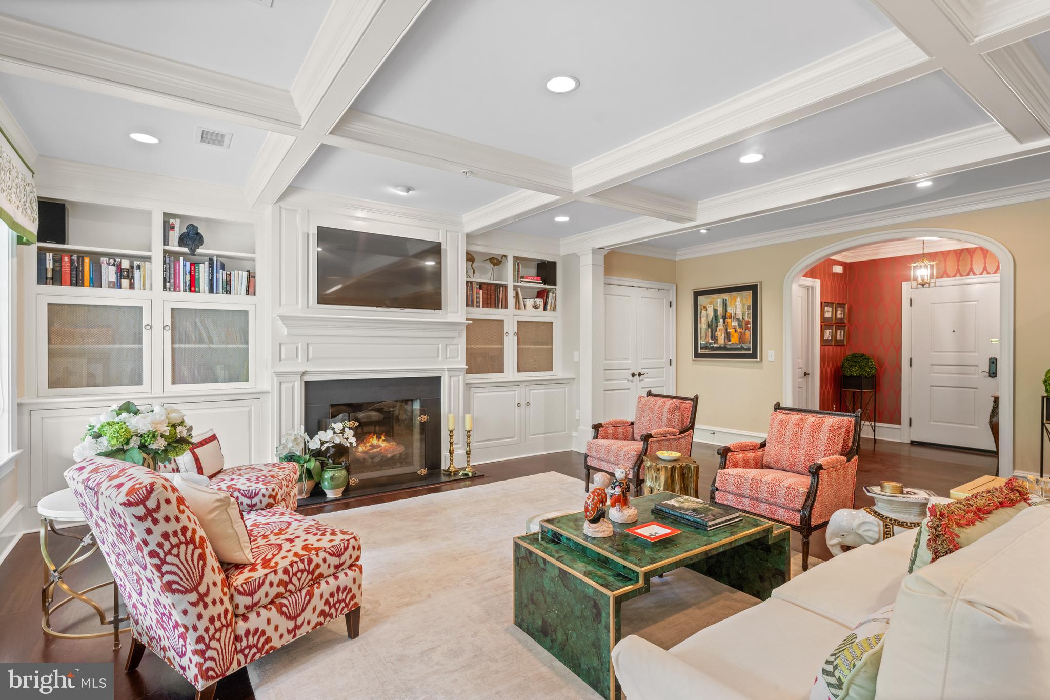 5304 PARKVIEW DRIVE