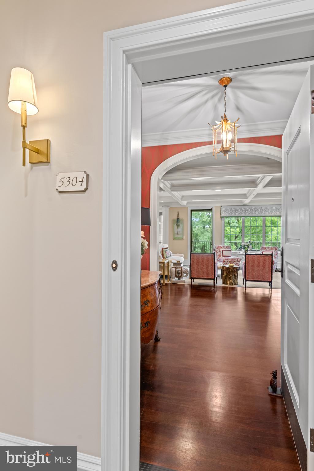 5304 PARKVIEW DRIVE
