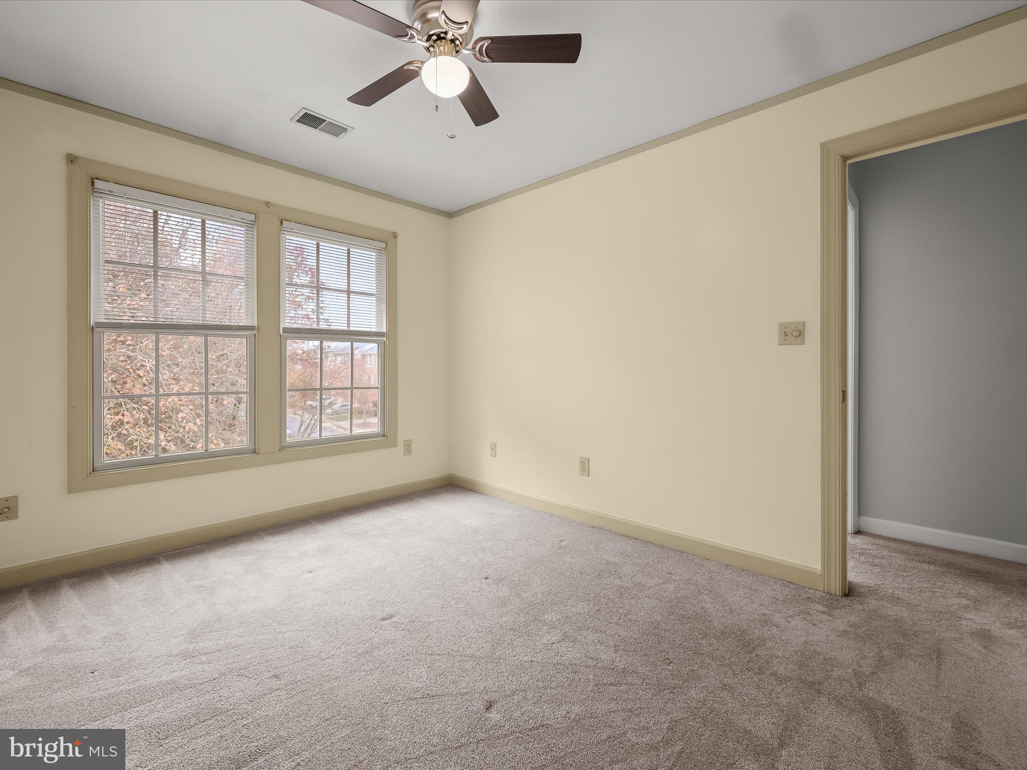 RUSSETT - Residential