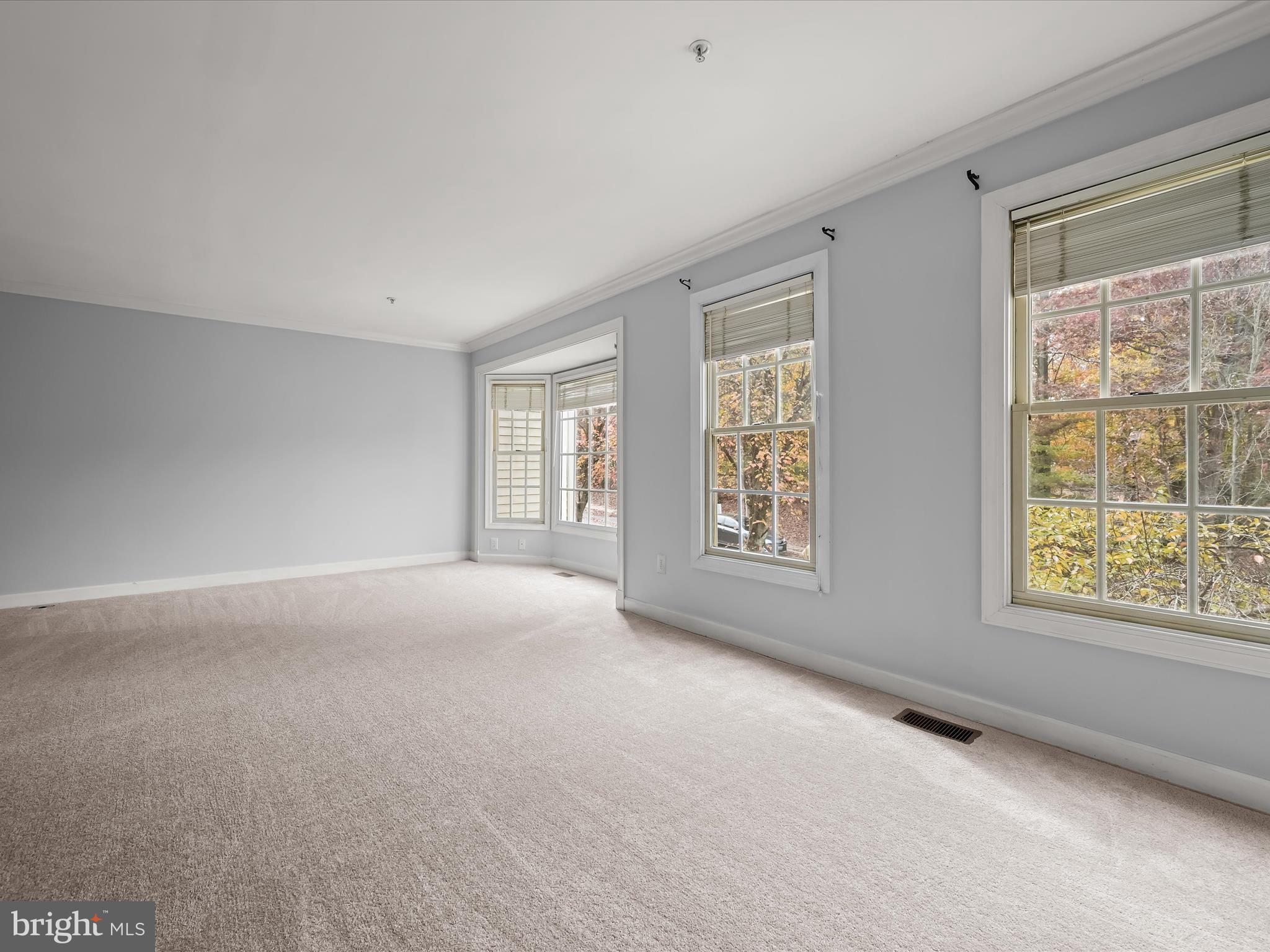 RUSSETT - Residential