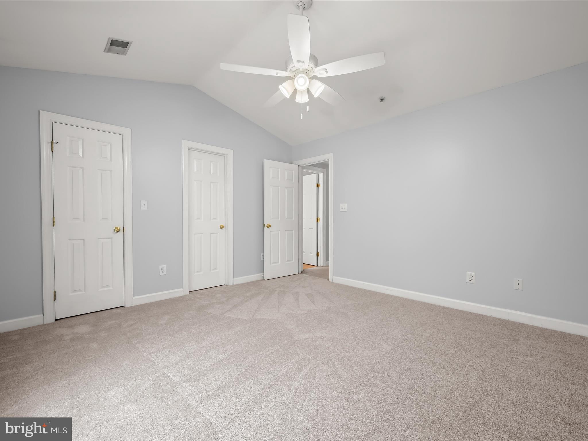 RUSSETT - Residential