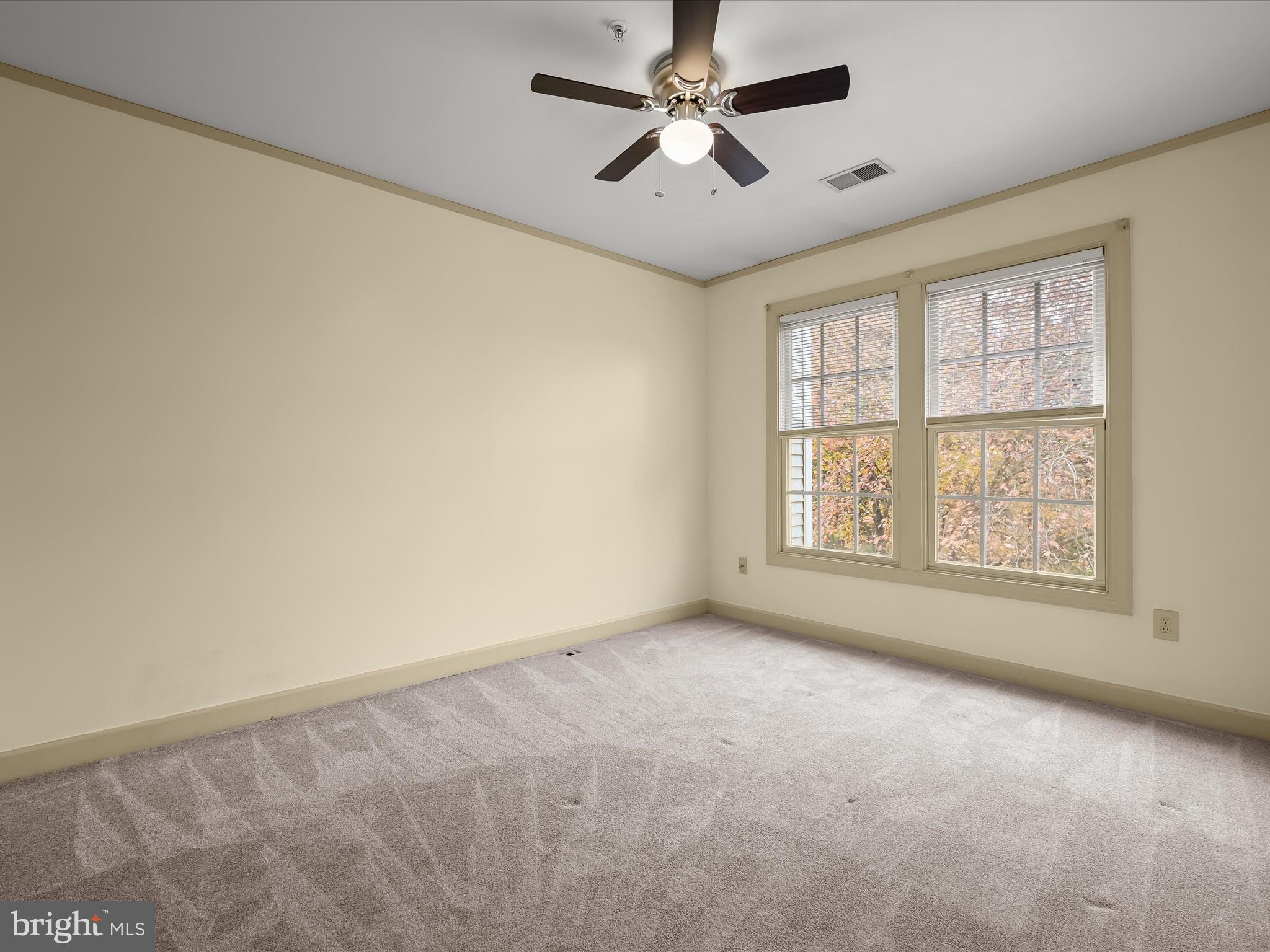 RUSSETT - Residential