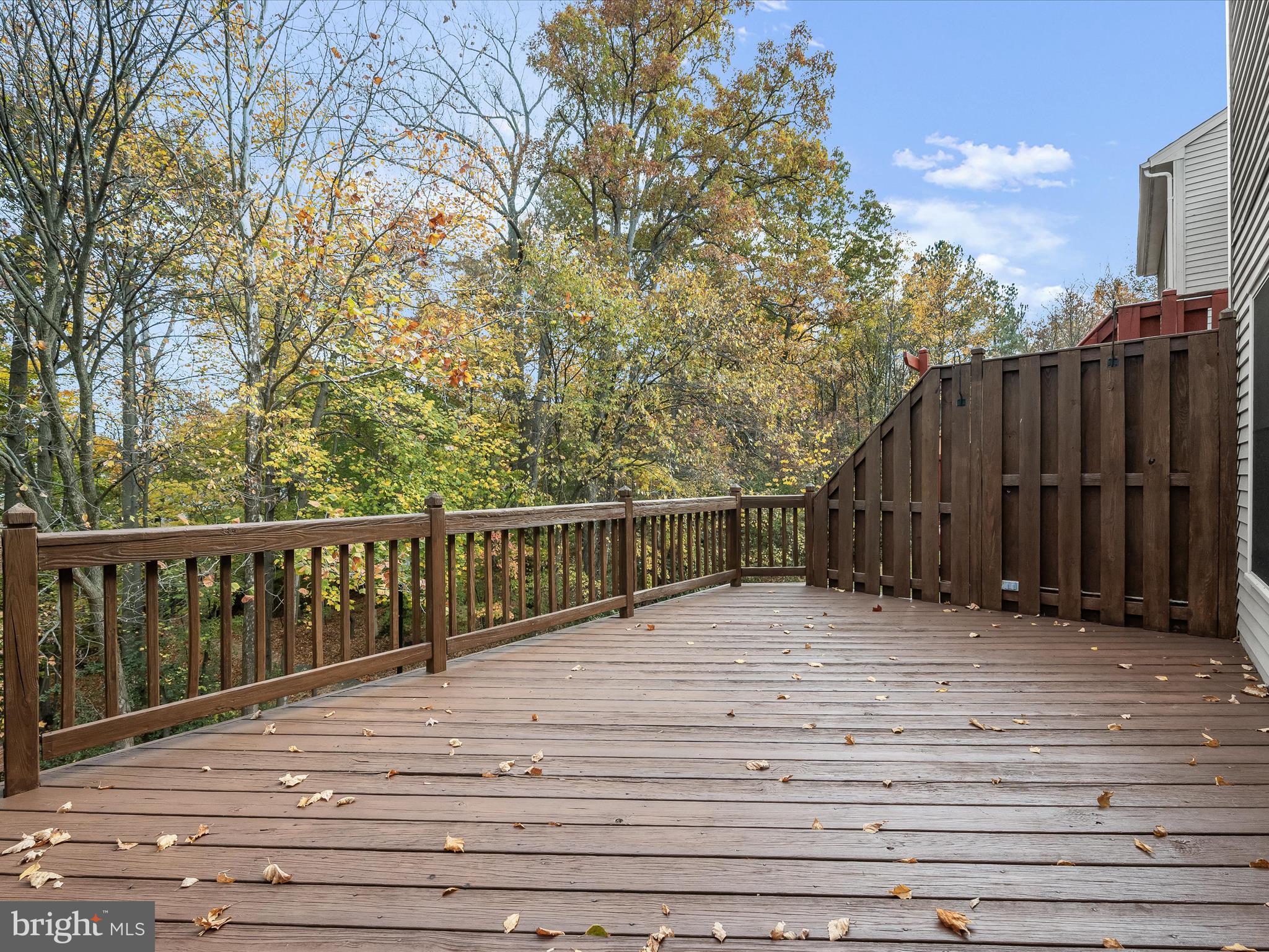 RUSSETT - Residential