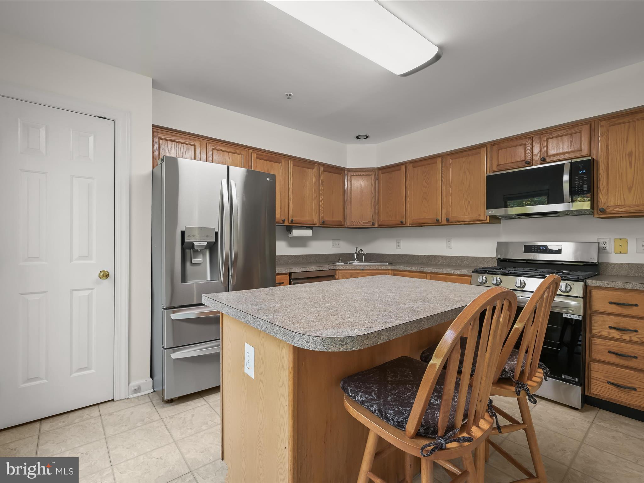 RUSSETT - Residential