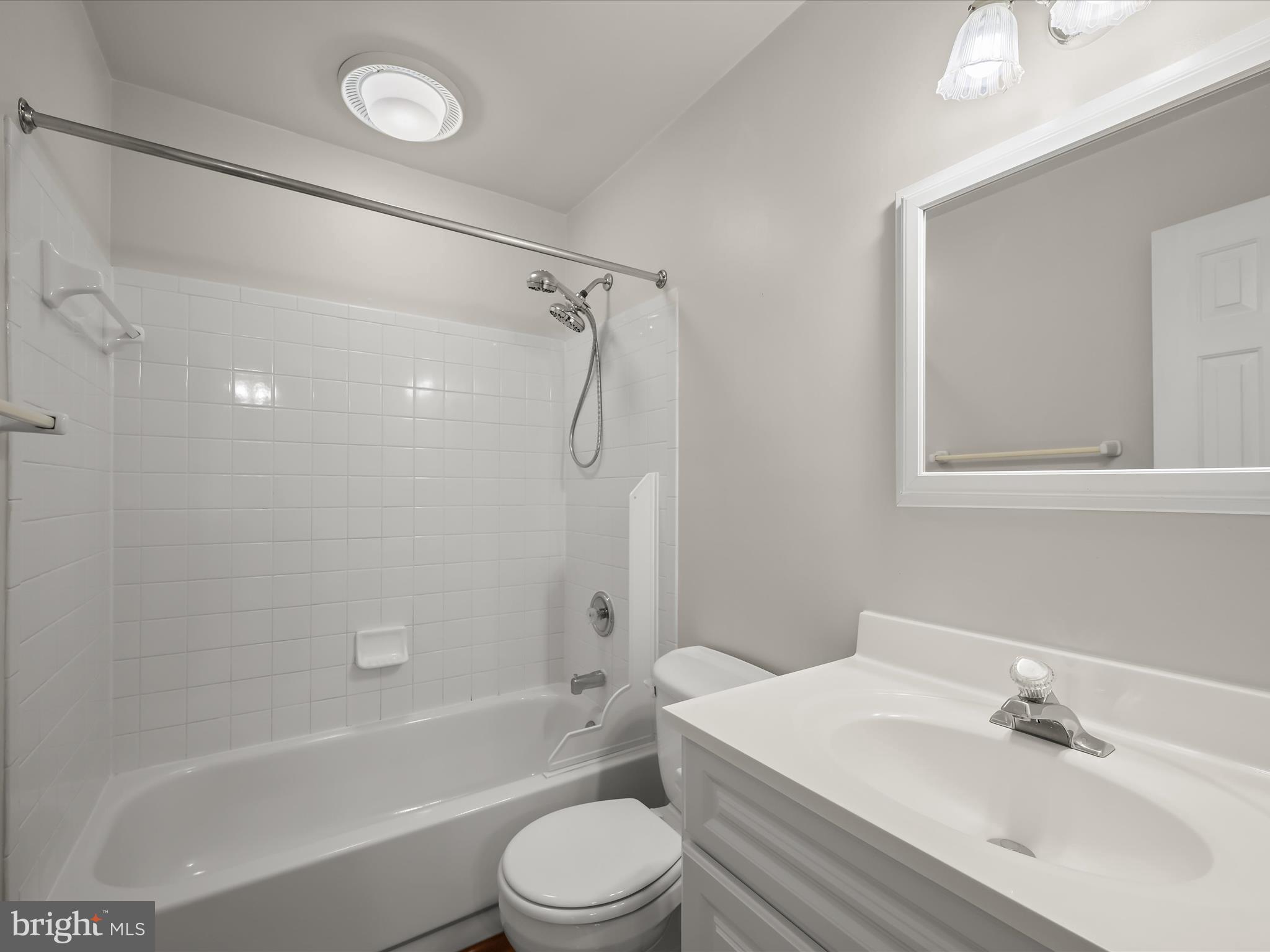 RUSSETT - Residential