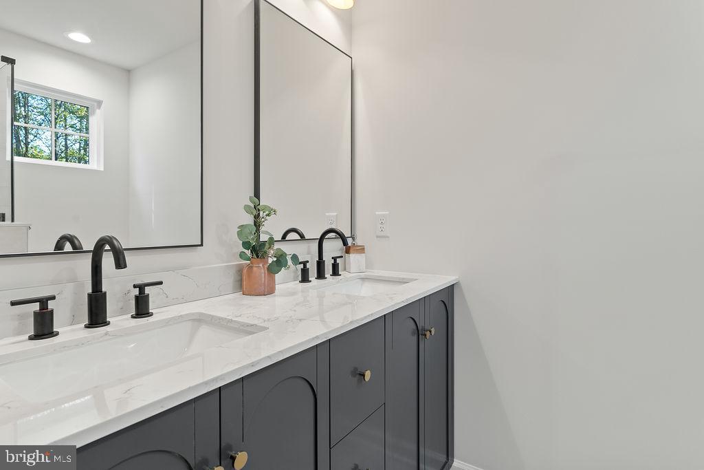 BIEN VENUE - Residential