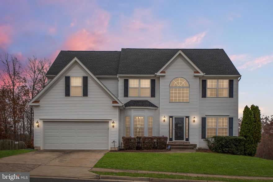 This beautiful 3 level Colonial home in North Stafford is located in the highly sought after community of Austin Ridge. Not only does this home boast a new roof, a new double oven and granite countertops, but also this home features beautiful hardwood and ceramic tile flooring on the main level and 5 spacious bedrooms on the upper level, one guest bedroom with it's own bathroom. Finally, the basement offers a whopping 1500 sqft perfect space for entertaining family and friends, teen space or craft studio you've always dreamed about. New Carpets recently installed.  Colonial Forge High School, near commuter parking 95.  Community swimming pool, tennis courts, tot lots, community center, sidewalks, and trails. Schedule your showing today!