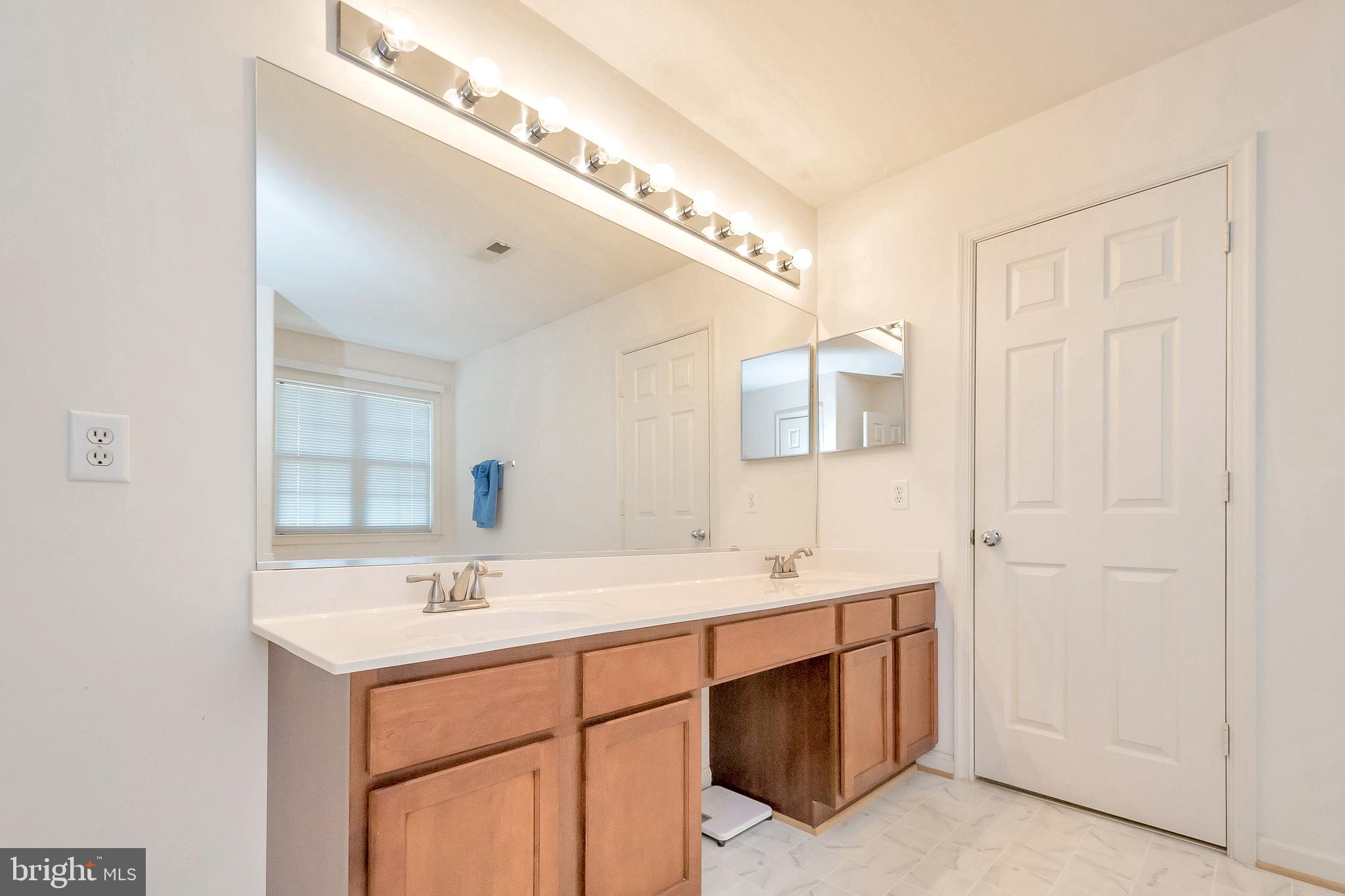 AUSTIN RIDGE - Residential