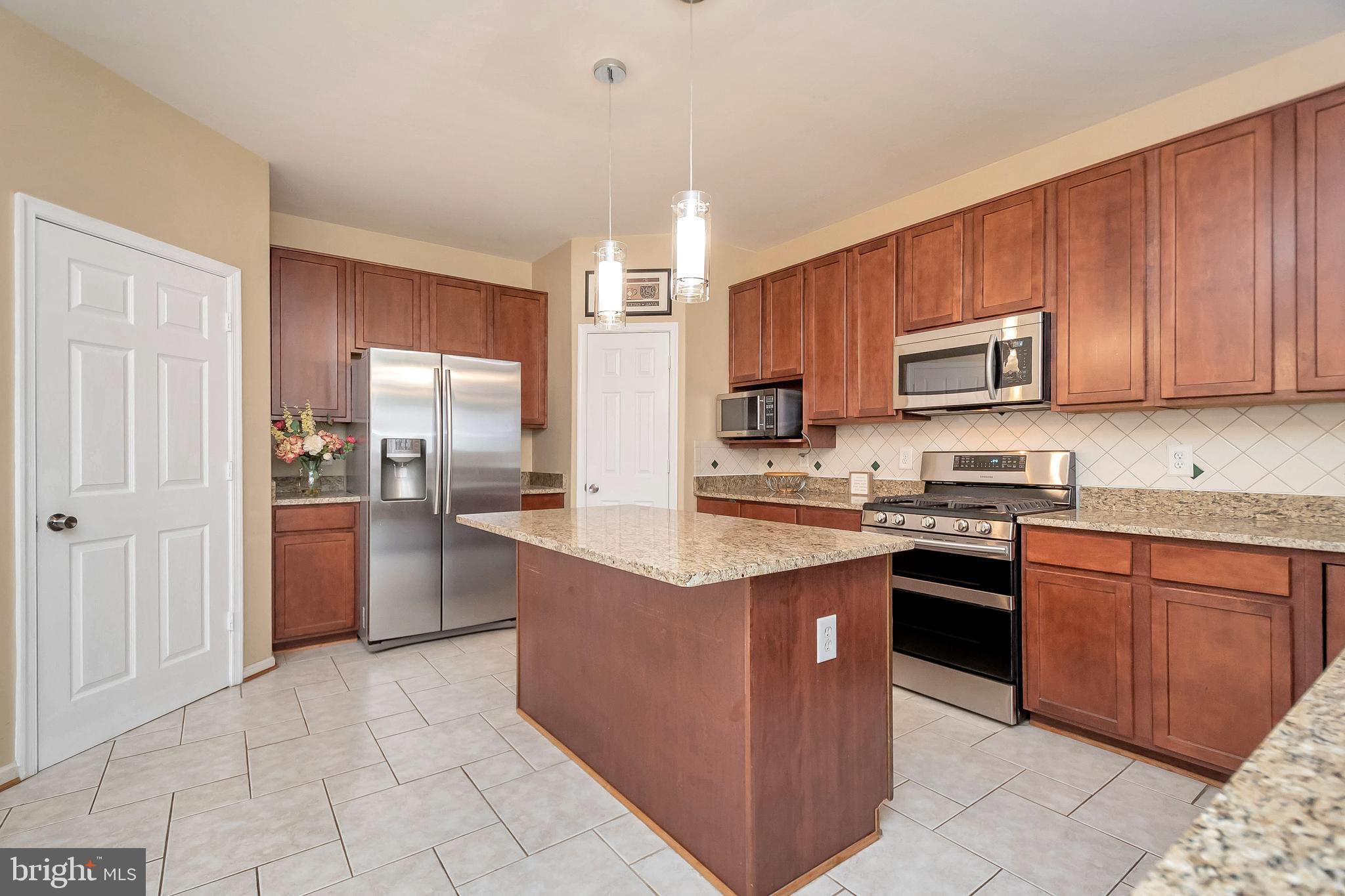 AUSTIN RIDGE - Residential