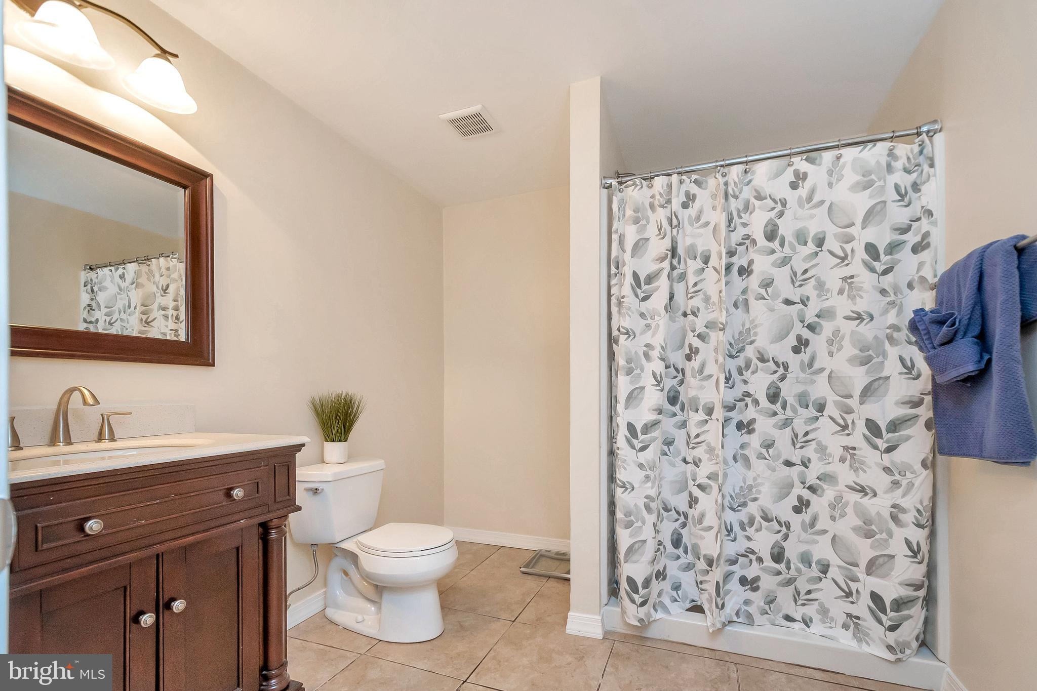 AUSTIN RIDGE - Residential