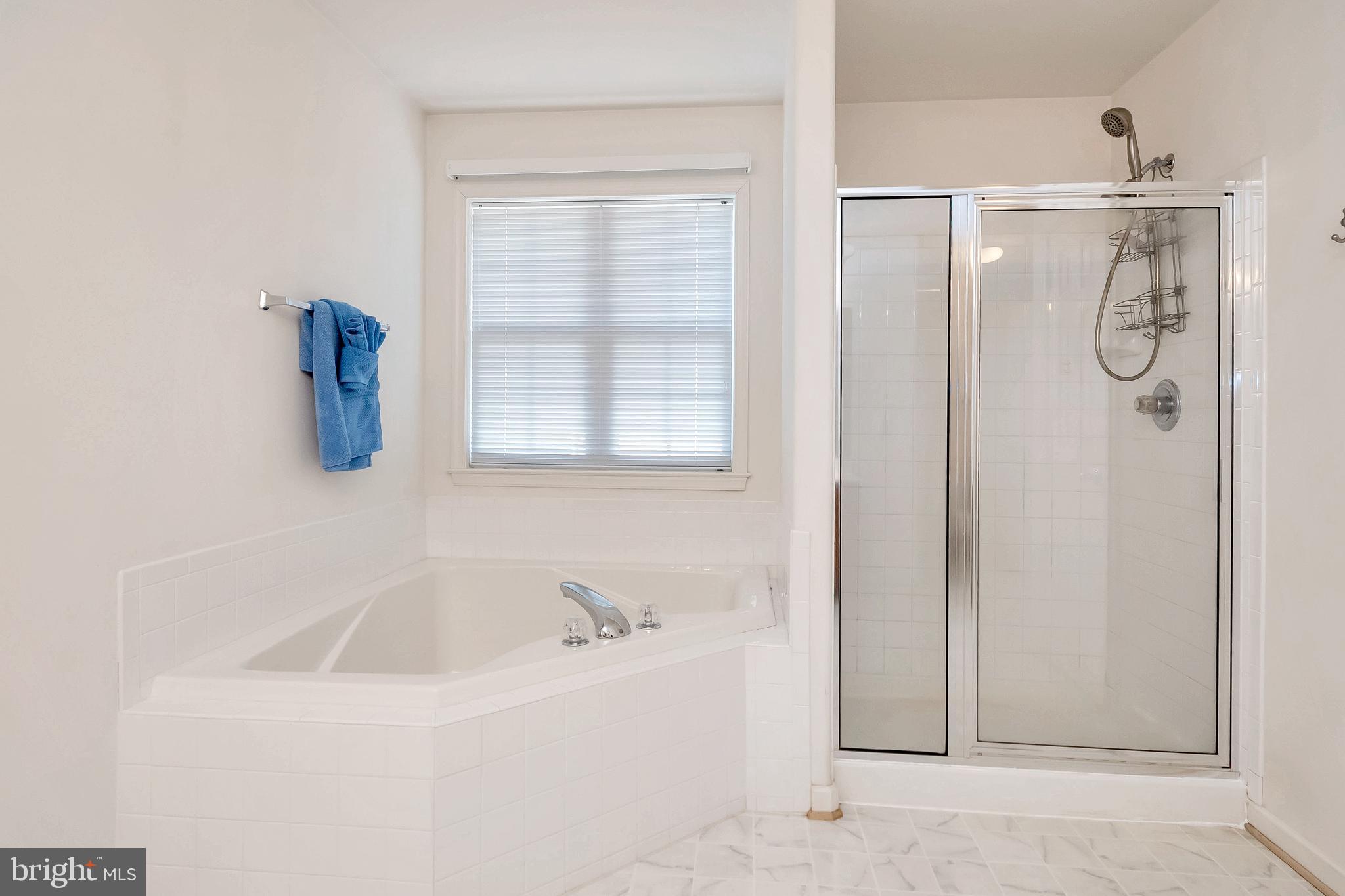 AUSTIN RIDGE - Residential