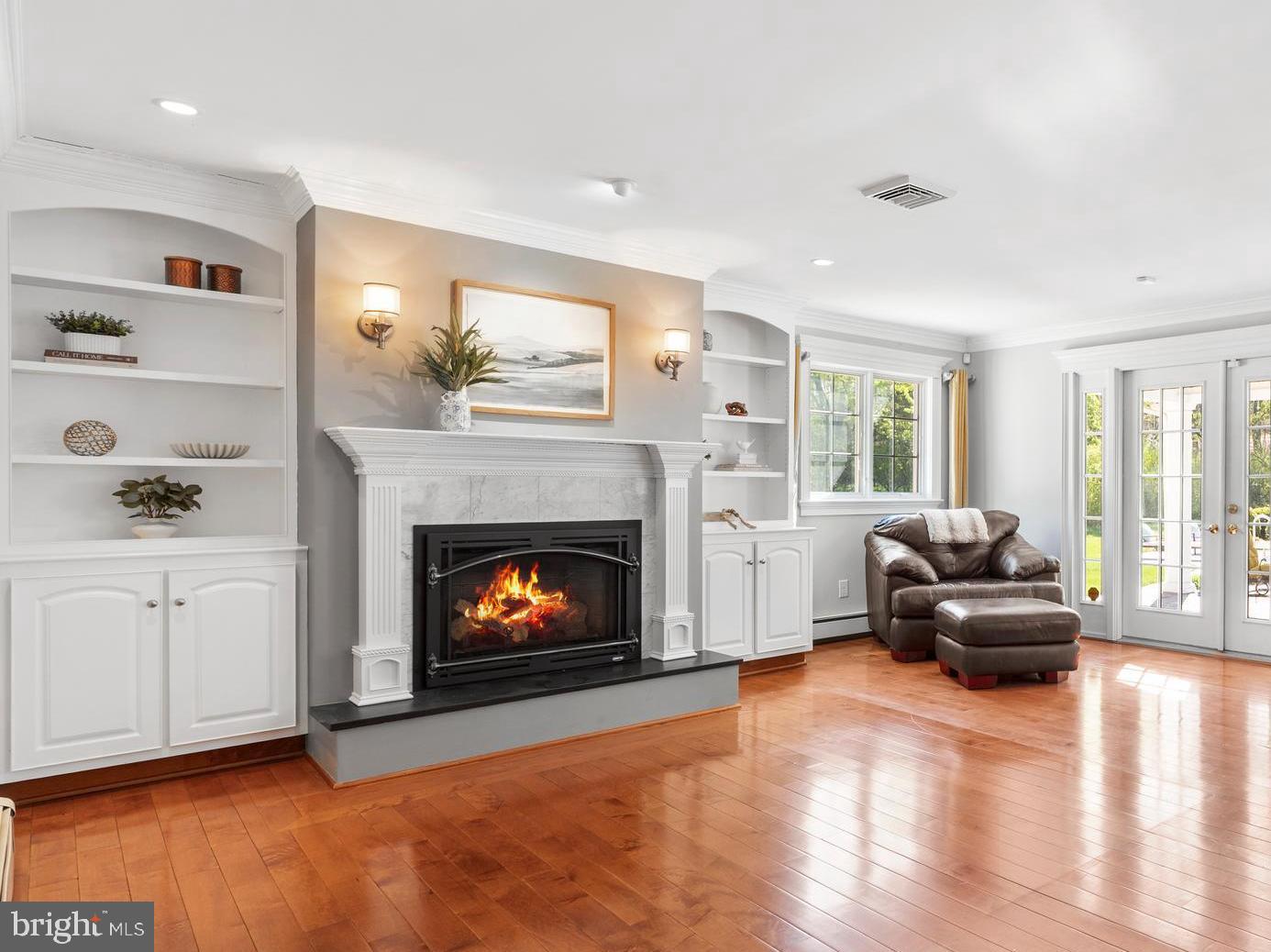 HUNTERS RUN - Residential