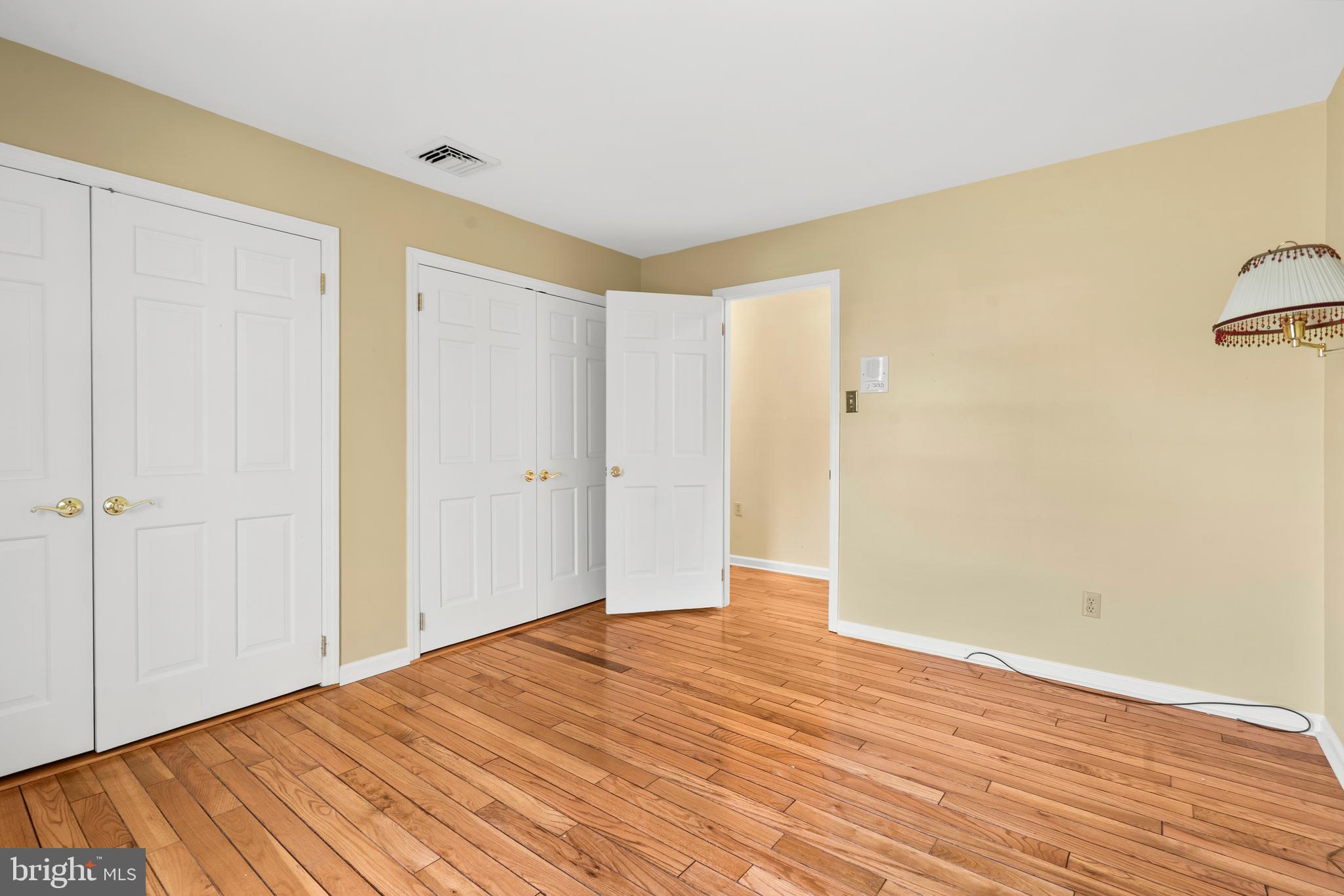 HUNTERS RUN - Residential