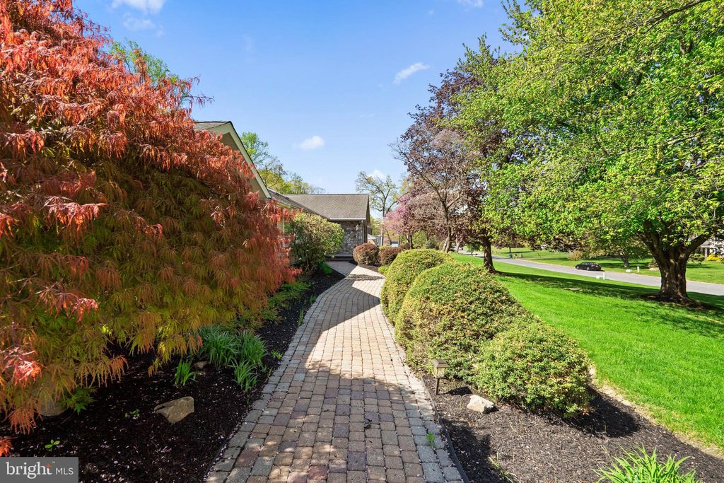 Photo of 5774 S Deer Run Road, DOYLESTOWN, PA 18902 (MLS # PABU2117770)