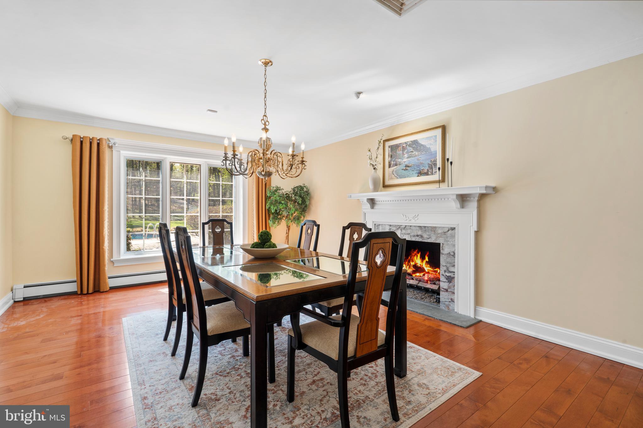 HUNTERS RUN - Residential