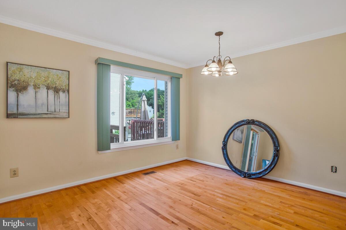 WOODSTREAM EAST - Residential