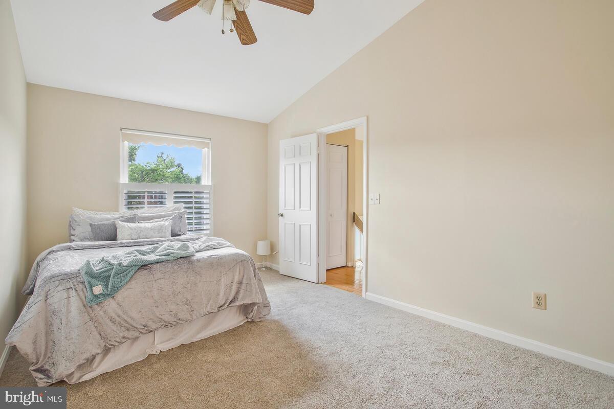 WOODSTREAM EAST - Residential