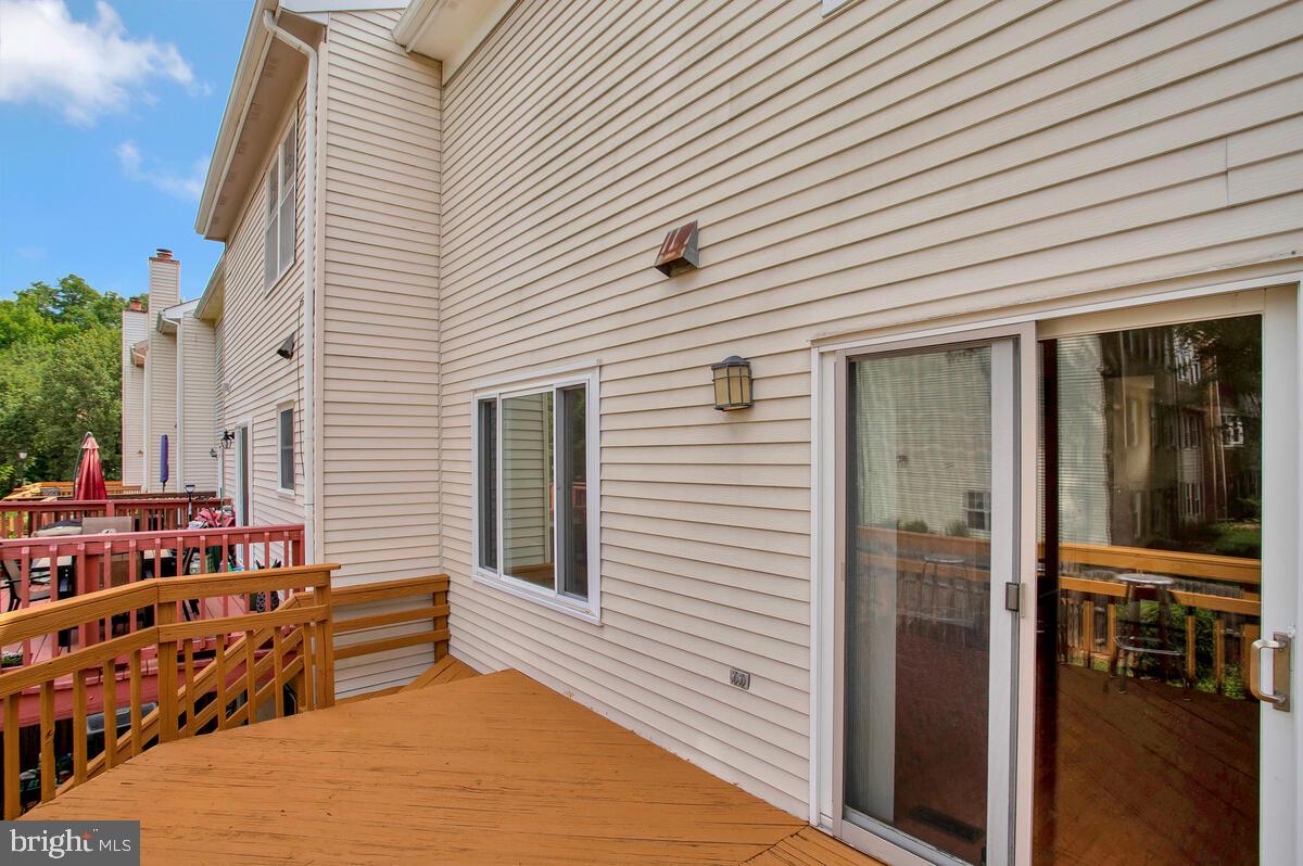 WOODSTREAM EAST - Residential