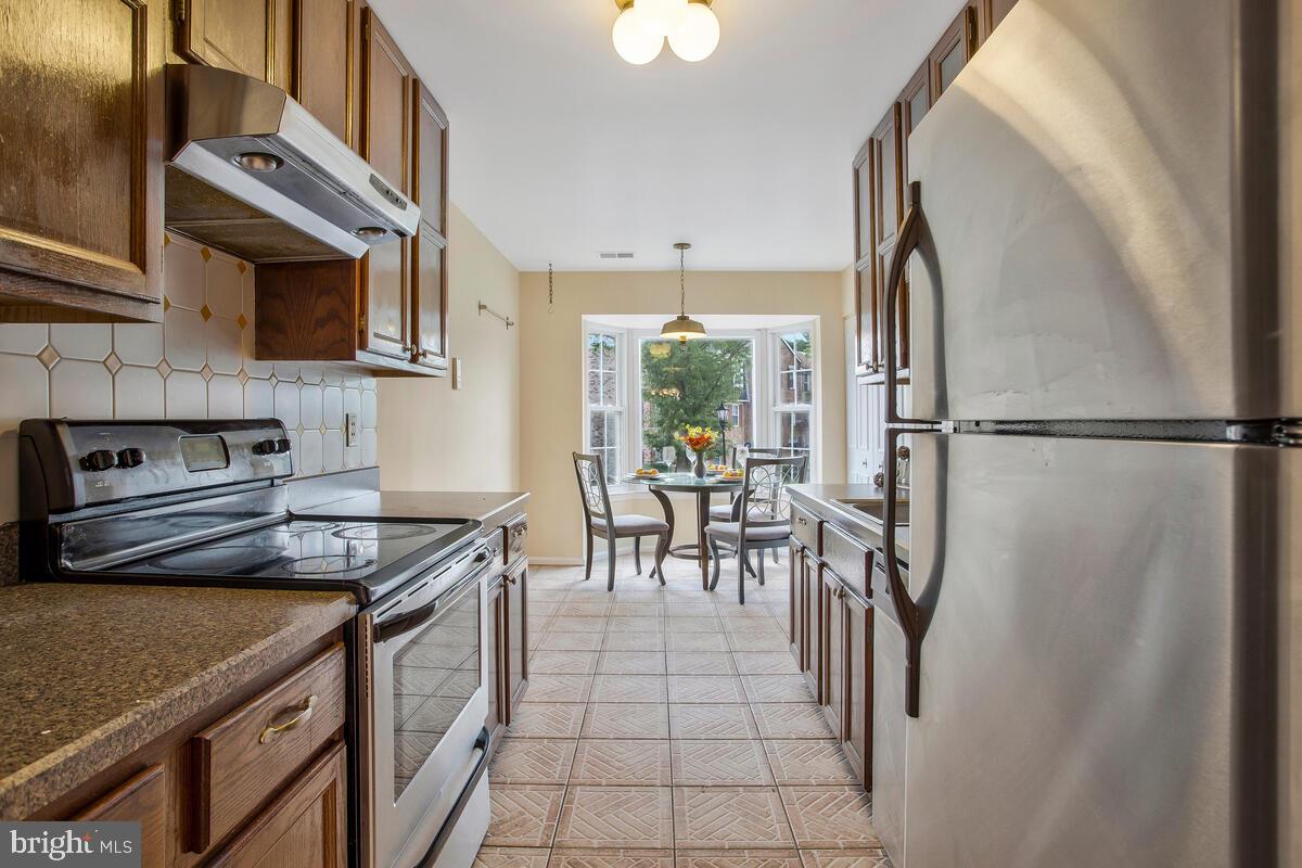 WOODSTREAM EAST - Residential