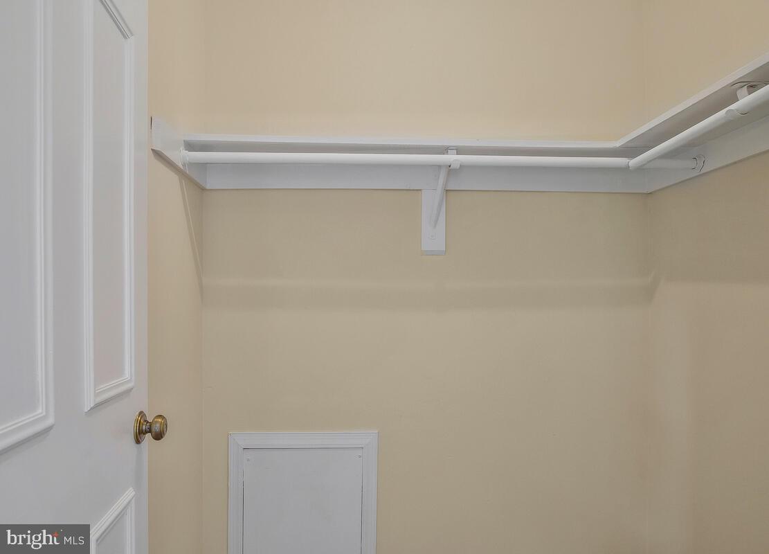 WOODSTREAM EAST - Residential