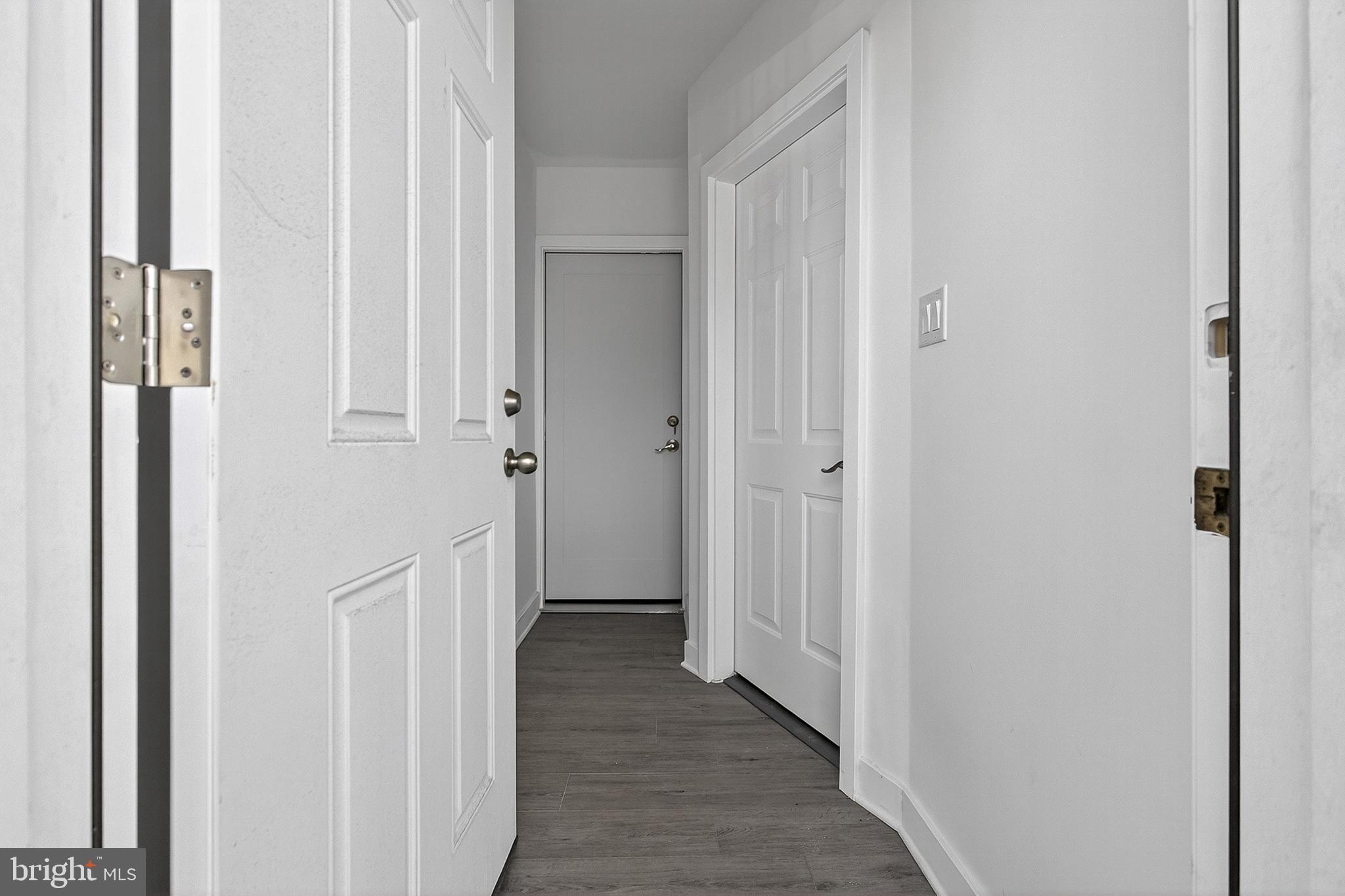 WEST OAK LANE - Residential Lease