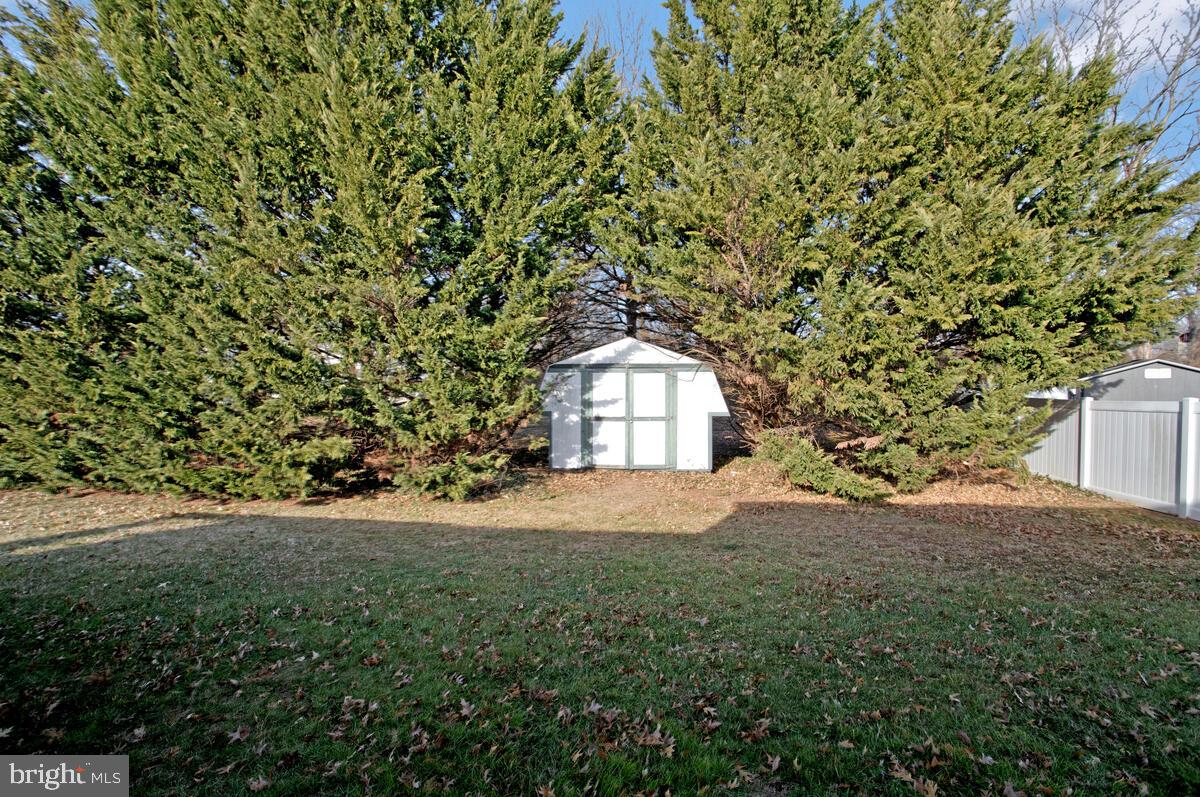 SARAHS CHOICE - Residential