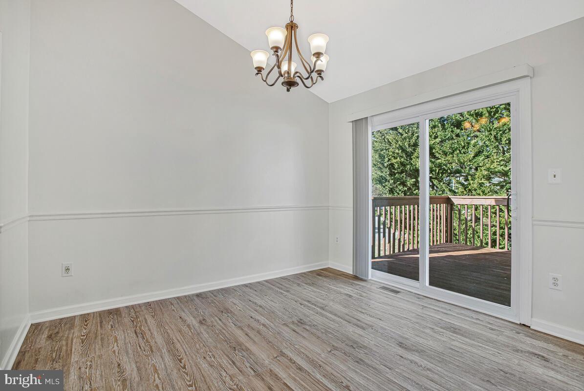 SARAHS CHOICE - Residential