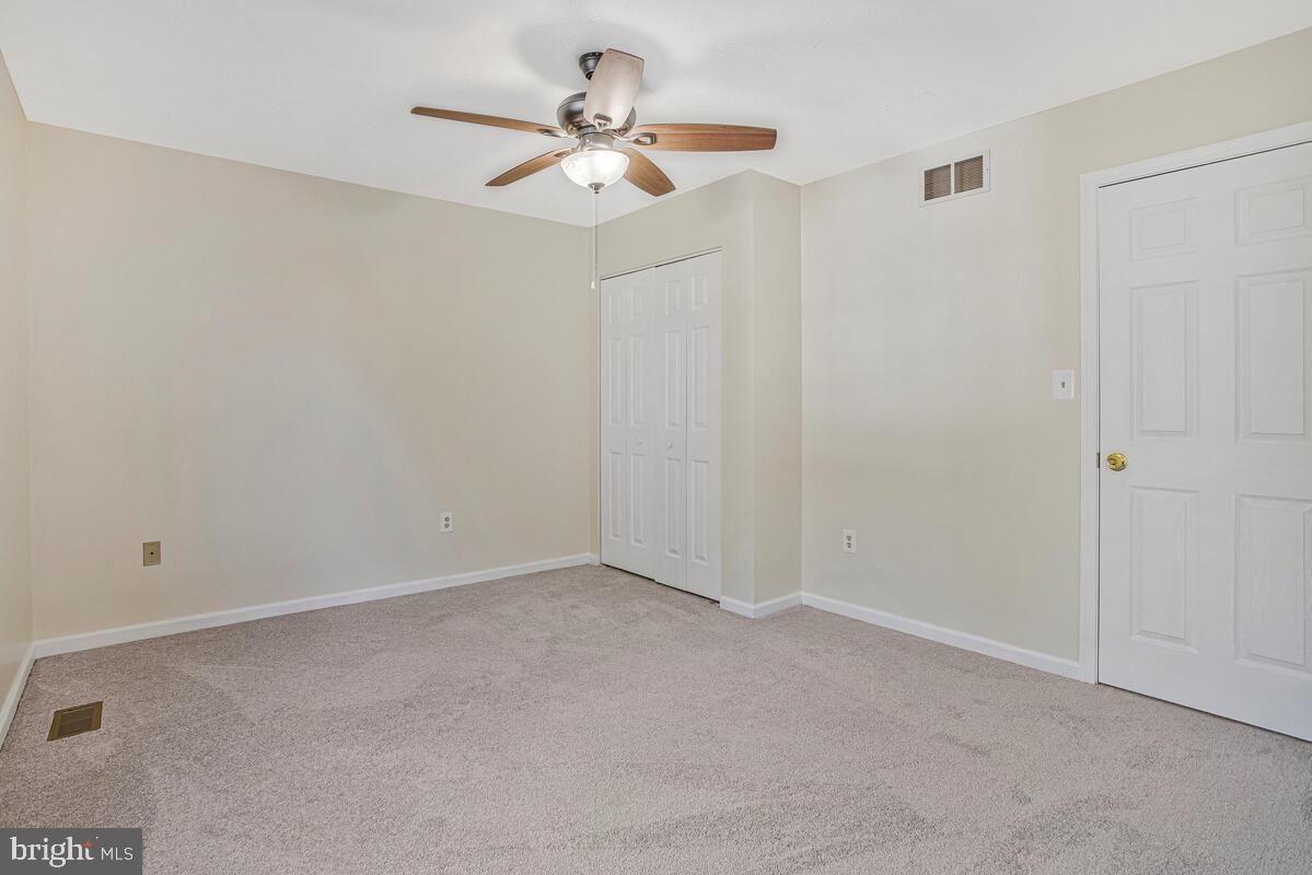 SARAHS CHOICE - Residential