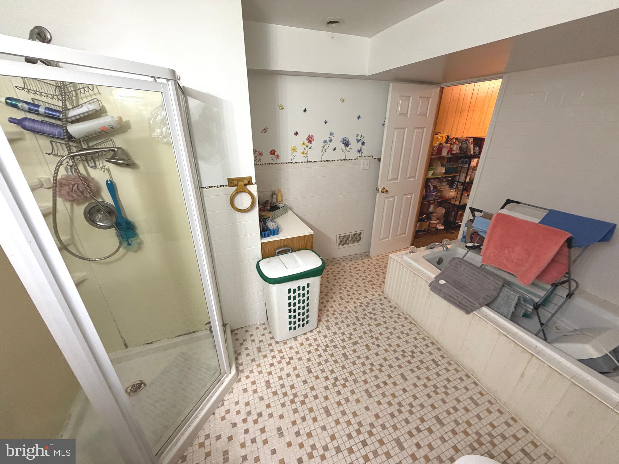 PRESIDENTIAL HEIGHTS - Residential