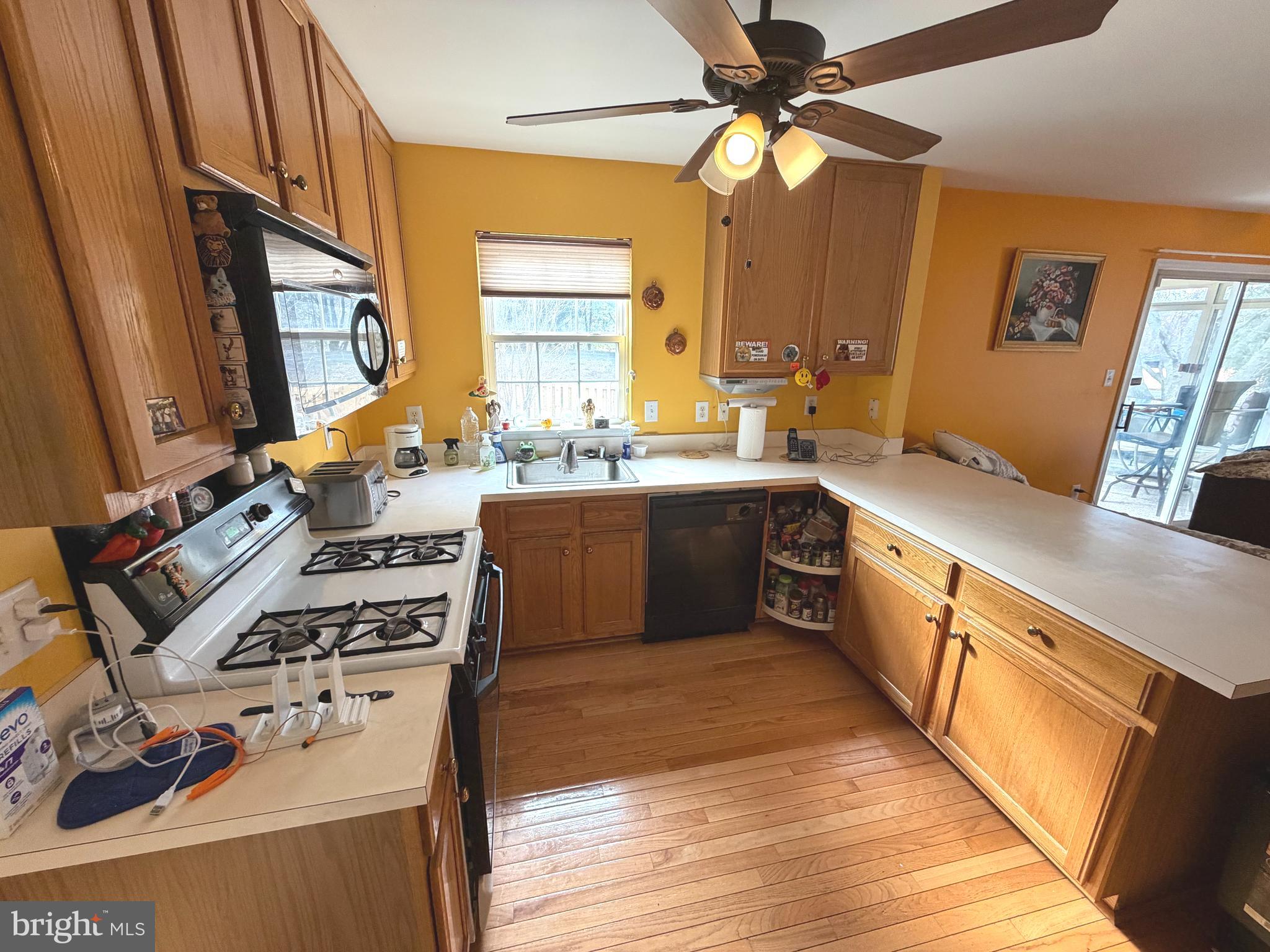 PRESIDENTIAL HEIGHTS - Residential