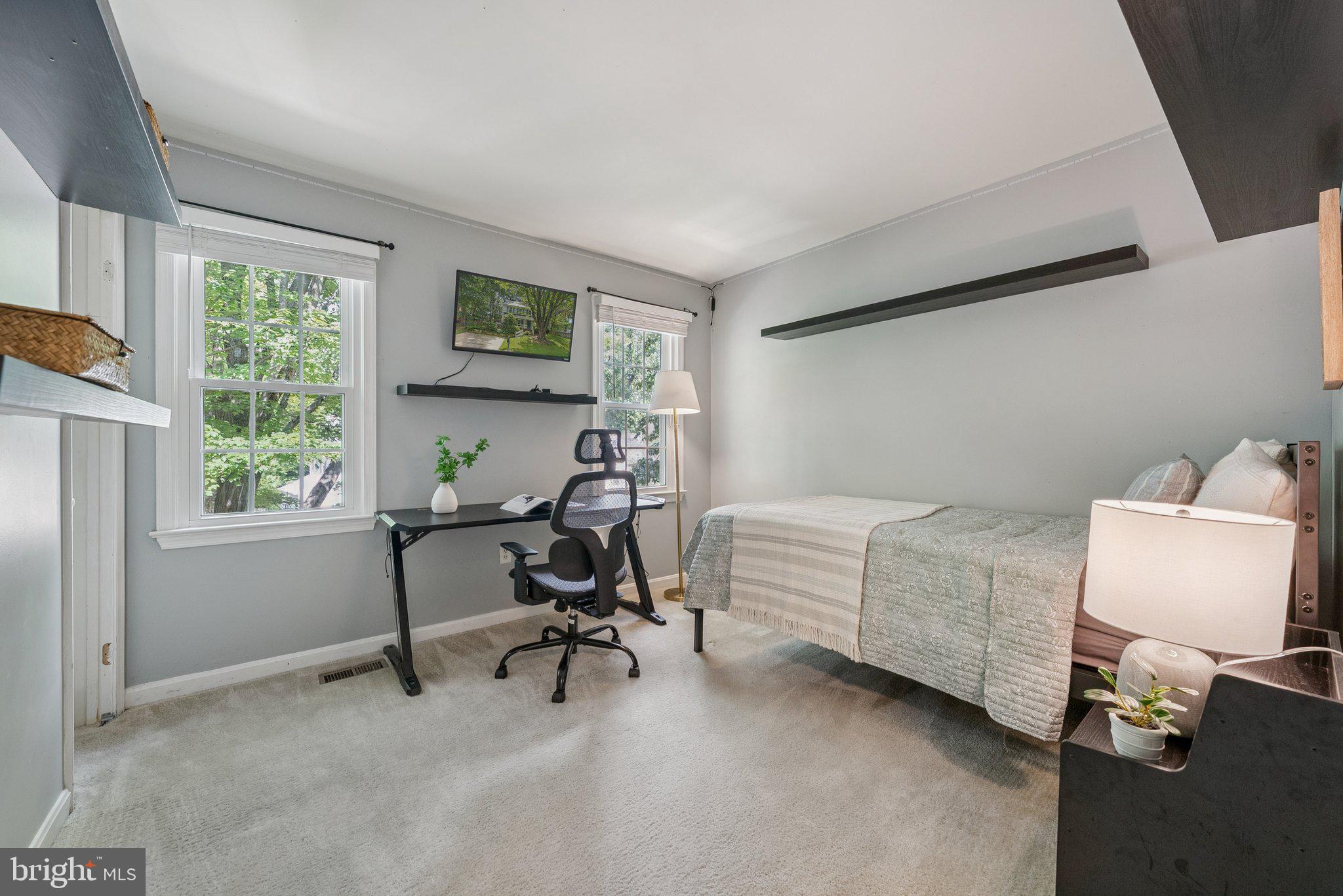 MONCLAIR - Residential