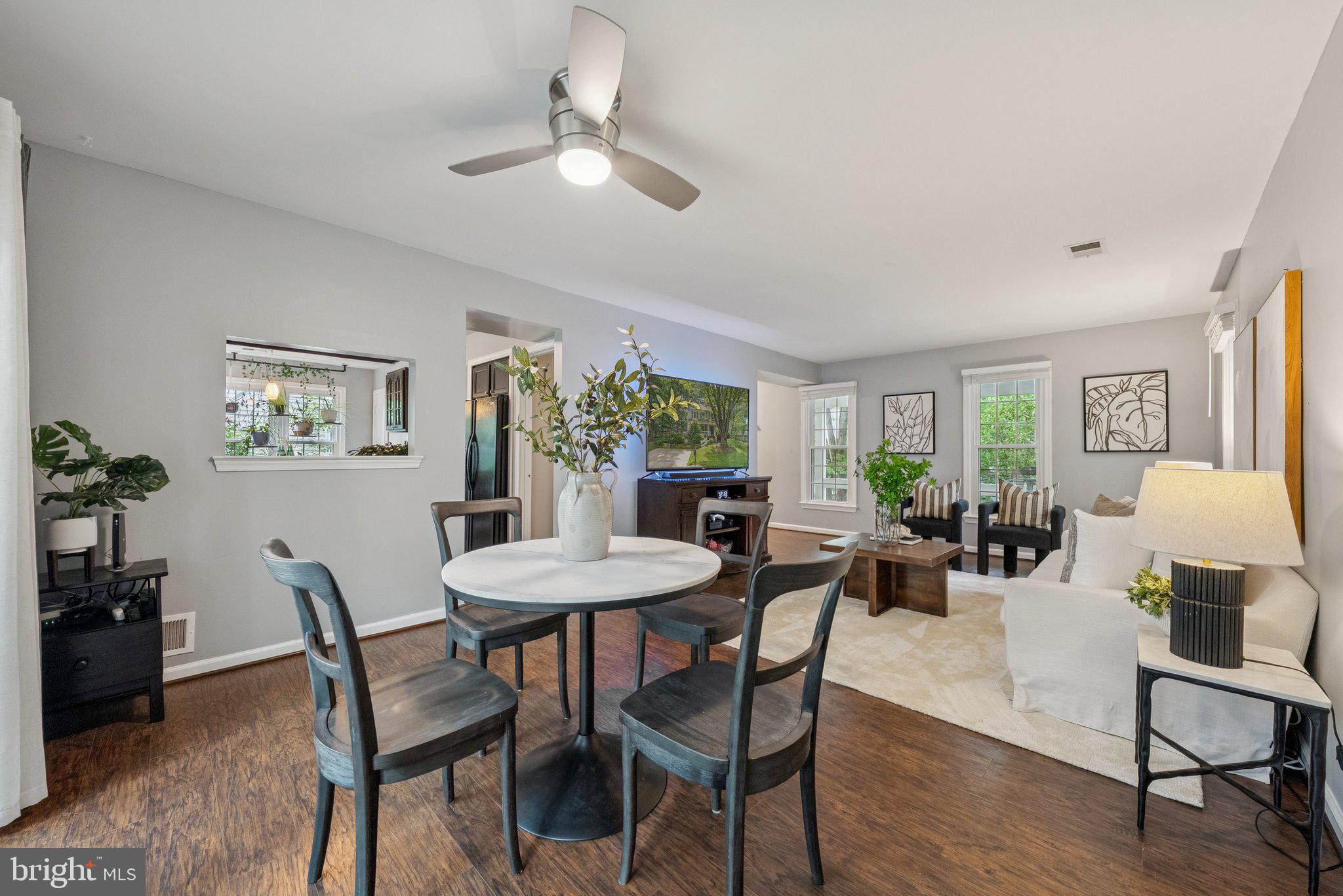 MONCLAIR - Residential