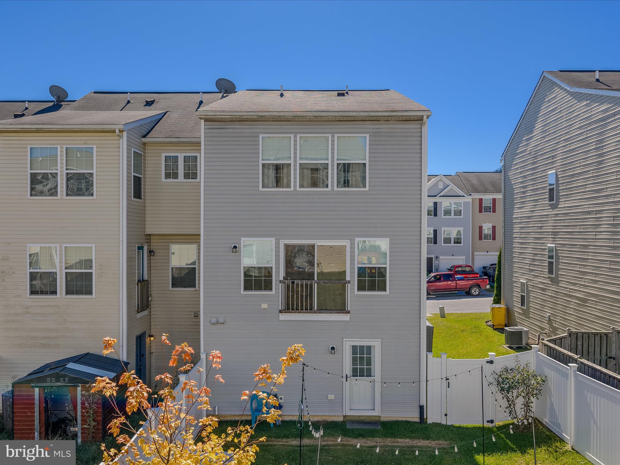 STONEBROOK VILLAGE - Residential